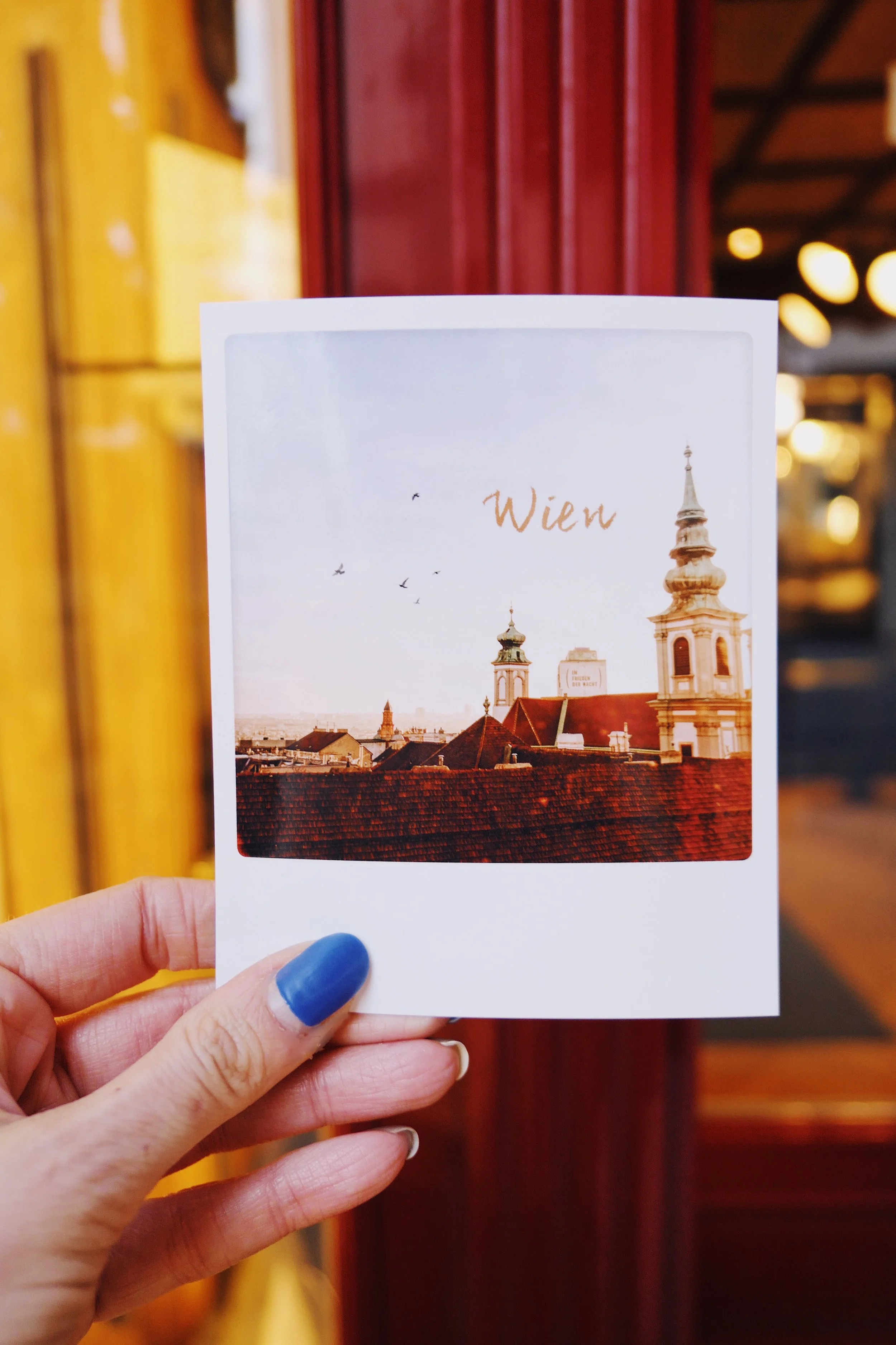 На няколко спирки с трамвая... #vienna walking guide