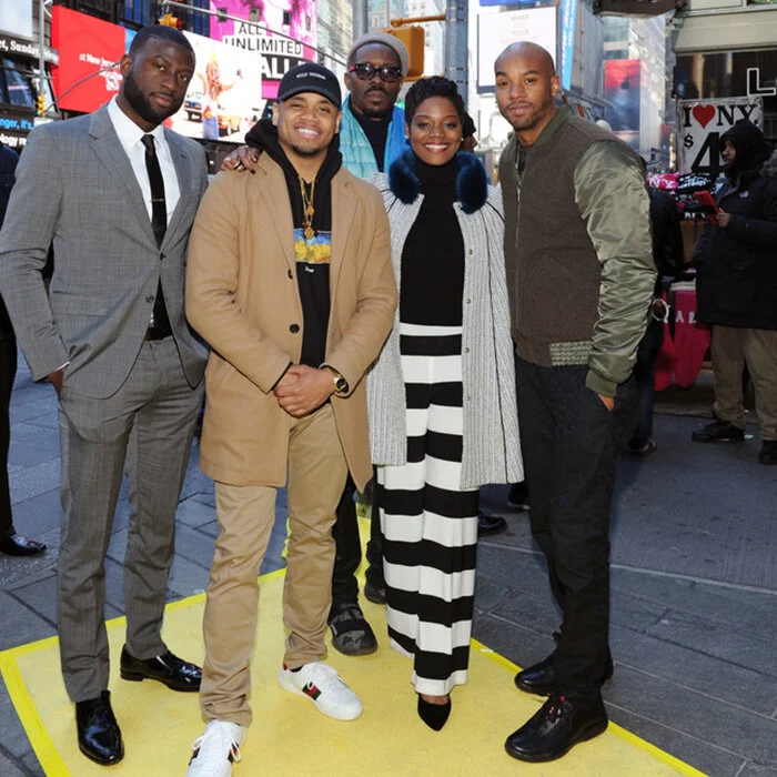 Sinqua Walls, Wood Harris, Mack Wilds, Afton Williamson, Julie Menin, Antoine Harris and Chris Ponce attend the VH1 street renaming "The Breaks Way" in New York City. ( Credit: Craig Barritt/Getty)