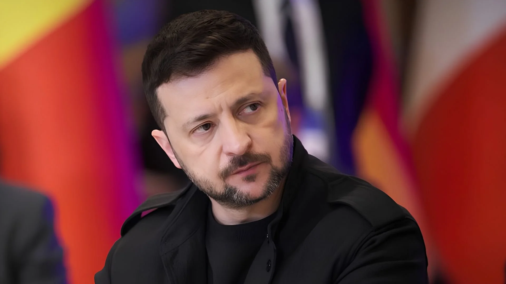 Russia Strikes Kyiv Hours After Agreeing to Peace Talks as Zelenskyy Backs Front-Line Freeze