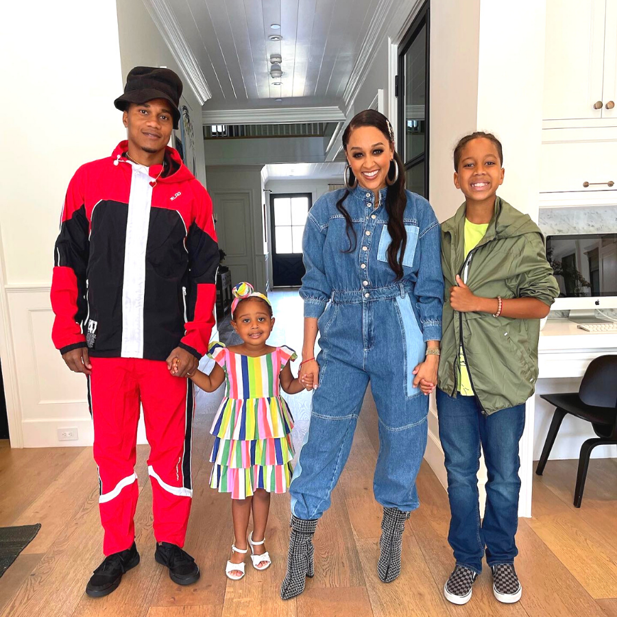 Tia Mowry talks mental health — EEW Magazine