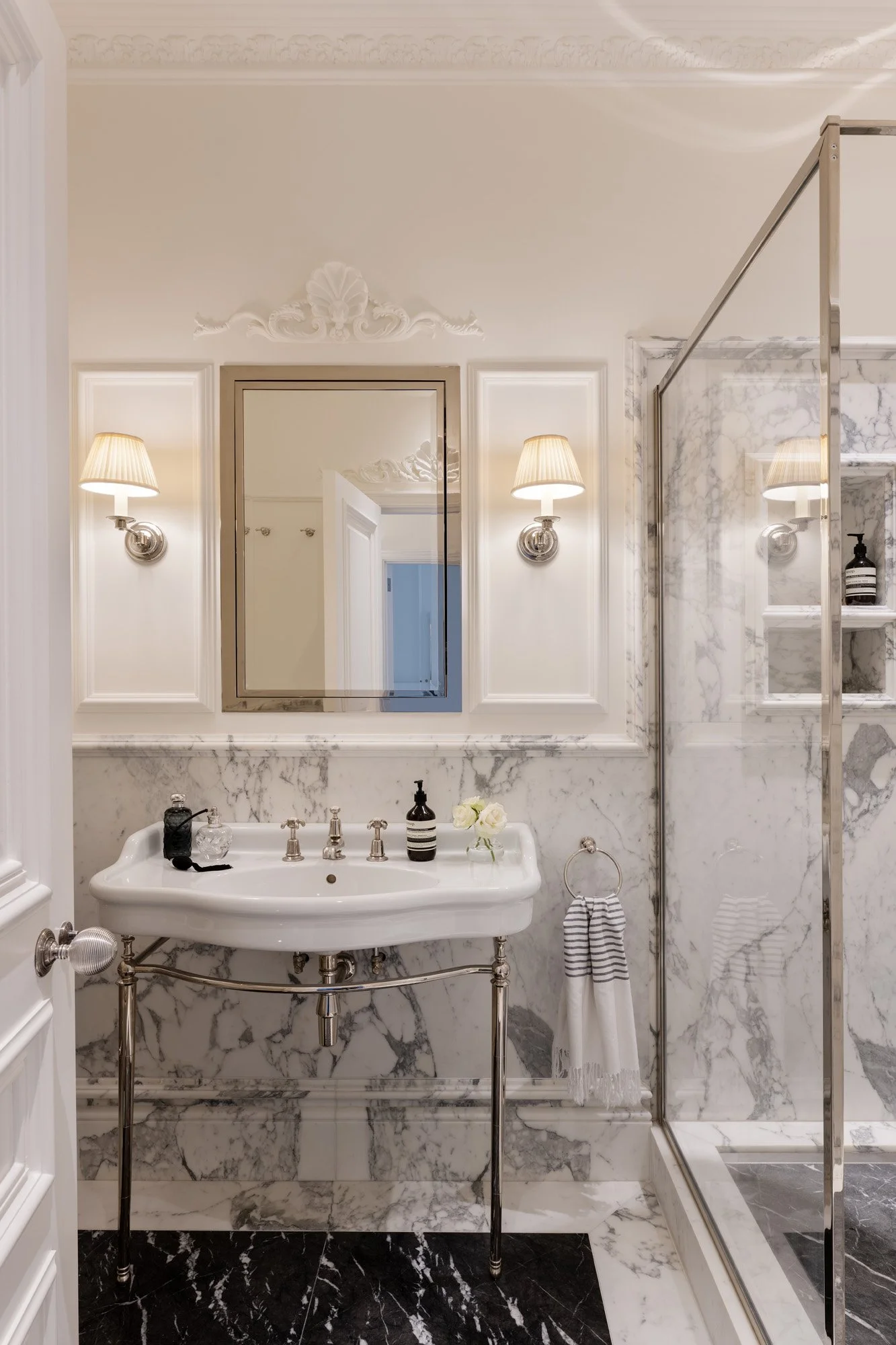 Knight Frank-Flat 1, 1 Carlos Place-2_Lo.jpg