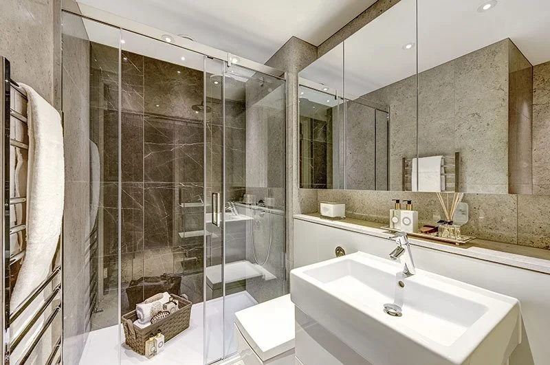 west apartment bear pit new globe walk 315698 Bath2_RGB_800px.jpg