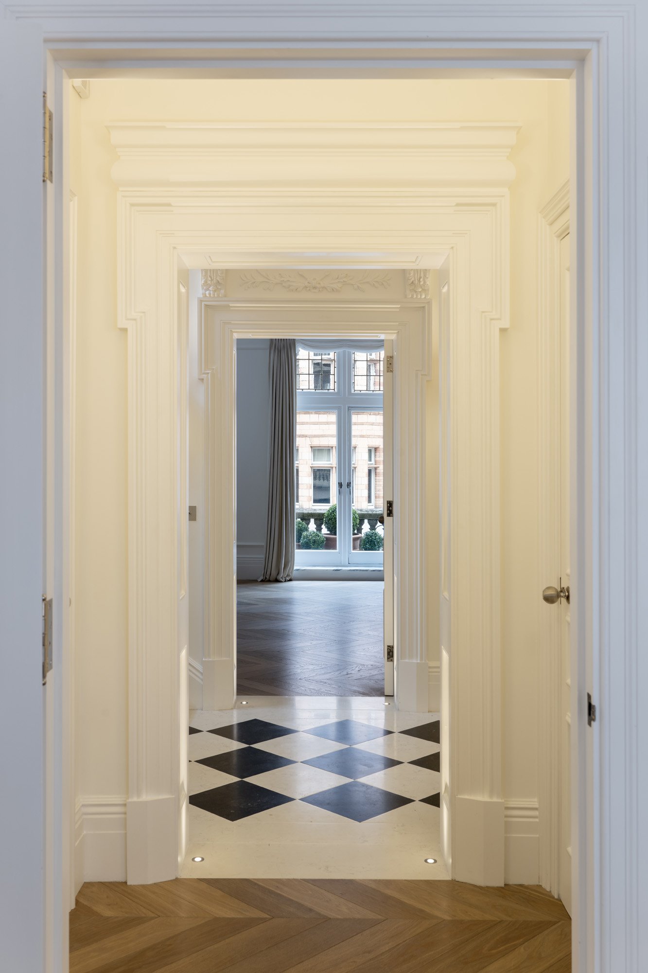 Knight Frank-Shoot 2 Flat 1, 1 Carlos Place-14_Lo.jpg