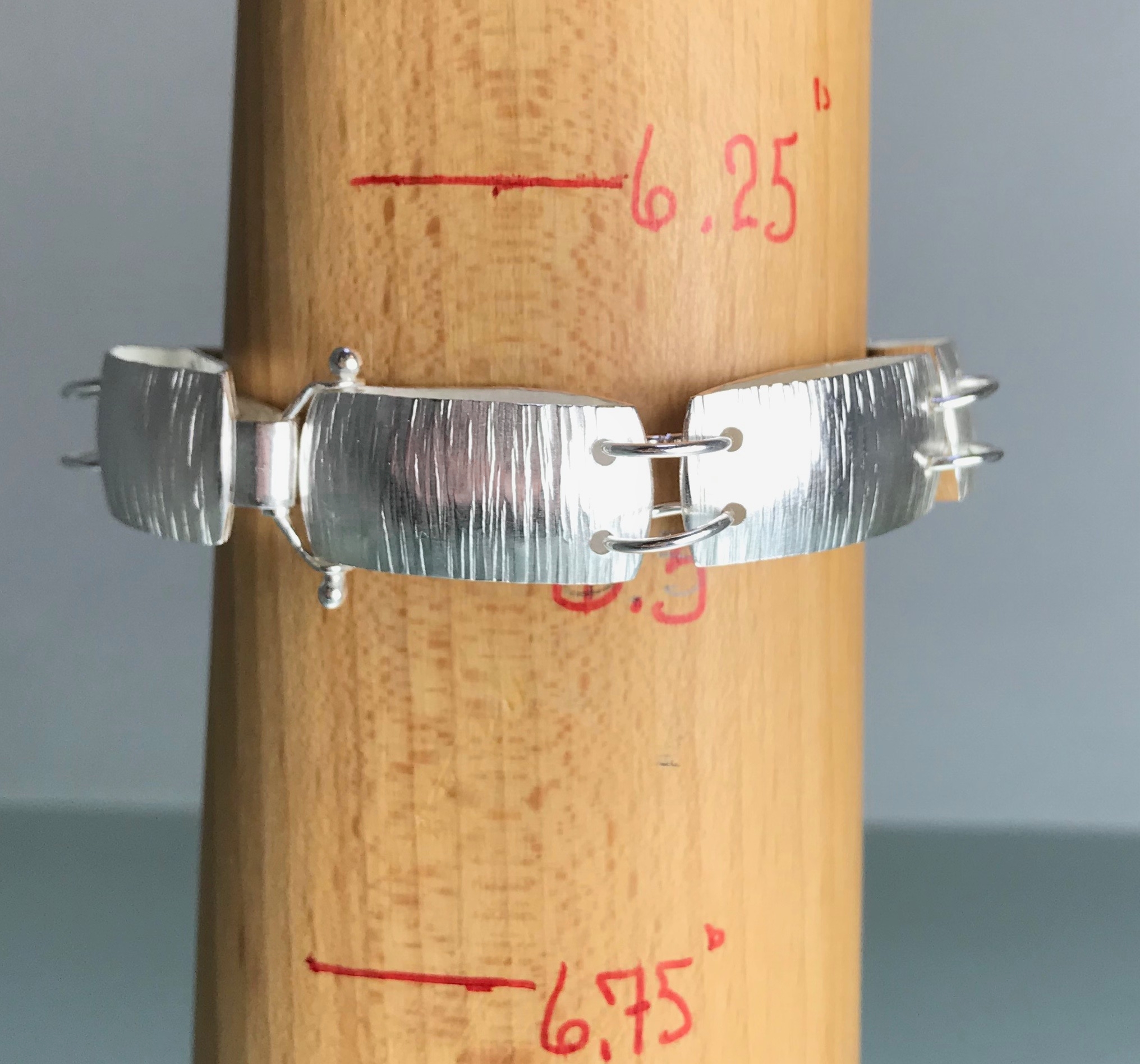ShowBoatsBraceletSizing1.jpg