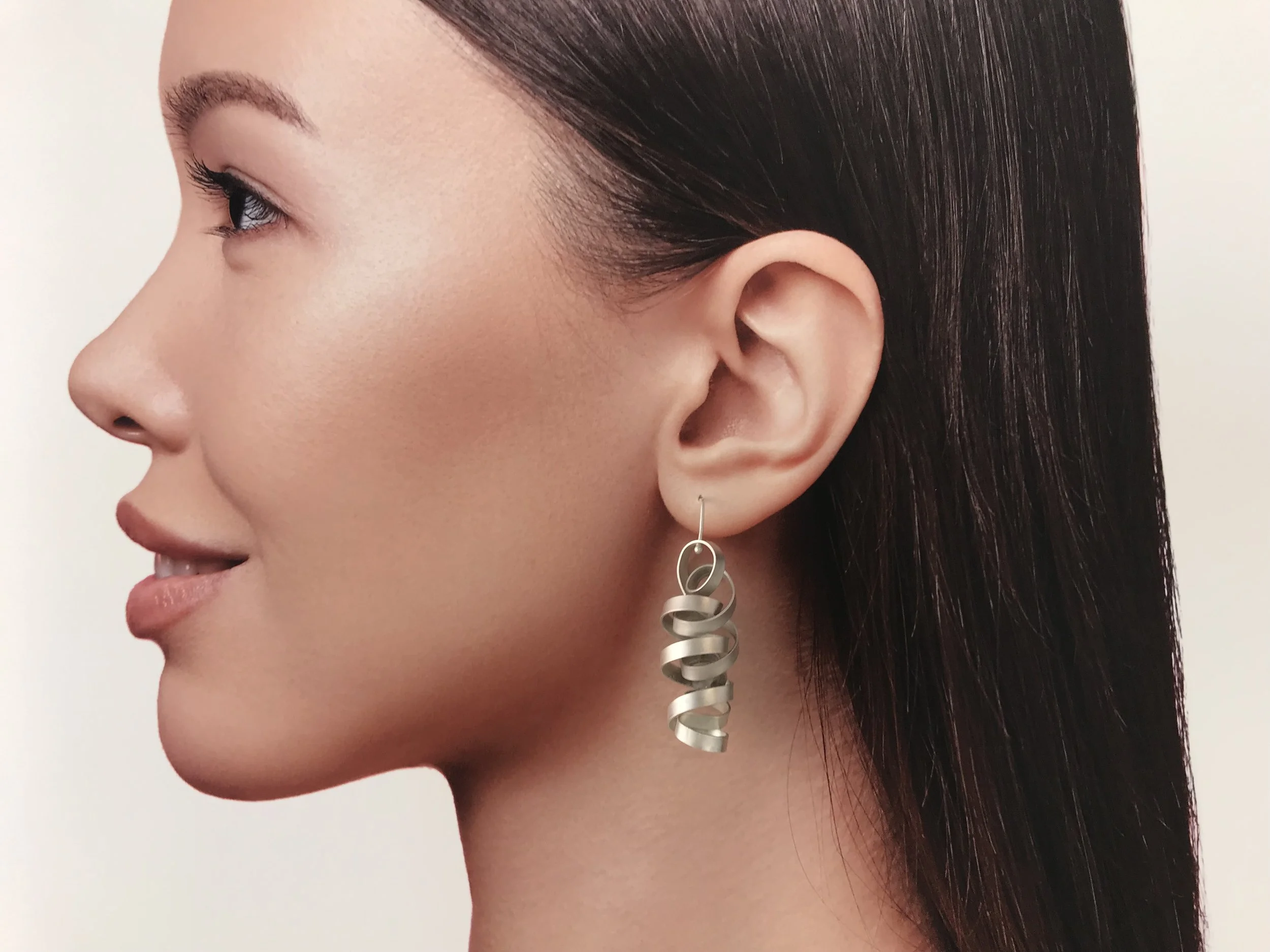 CurlieCuesDangle3.jpg