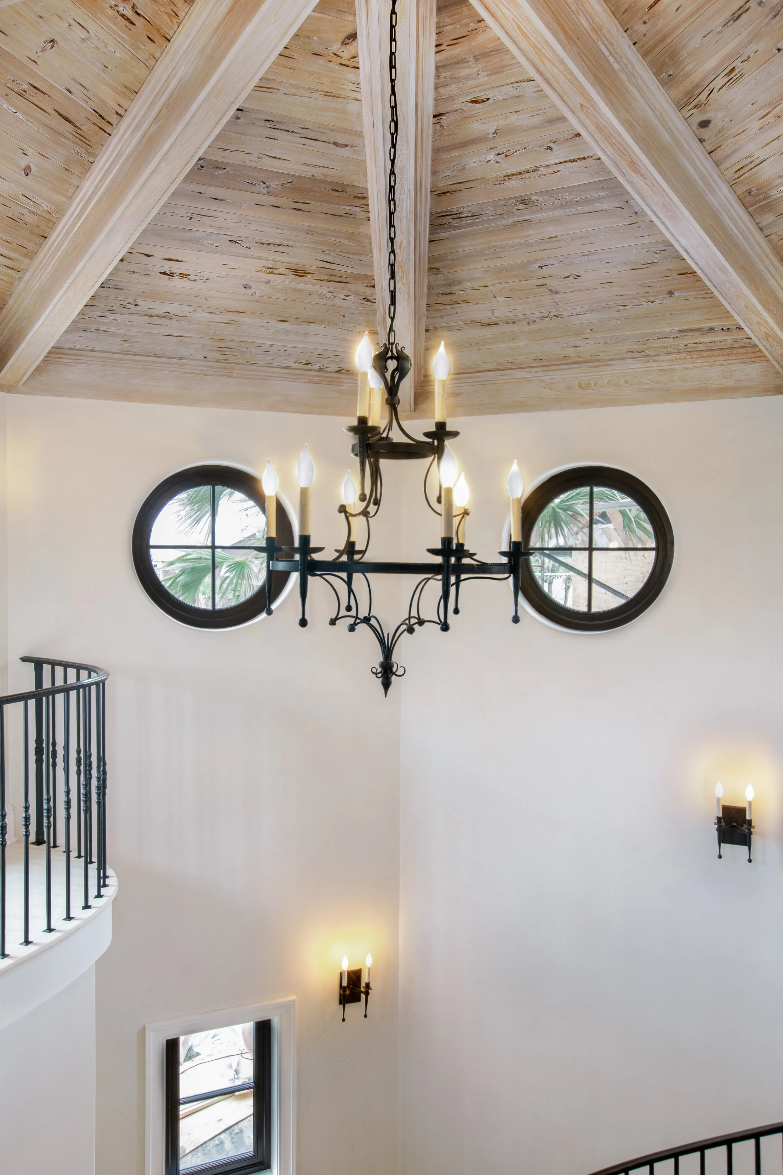 Chandelier 3.jpg