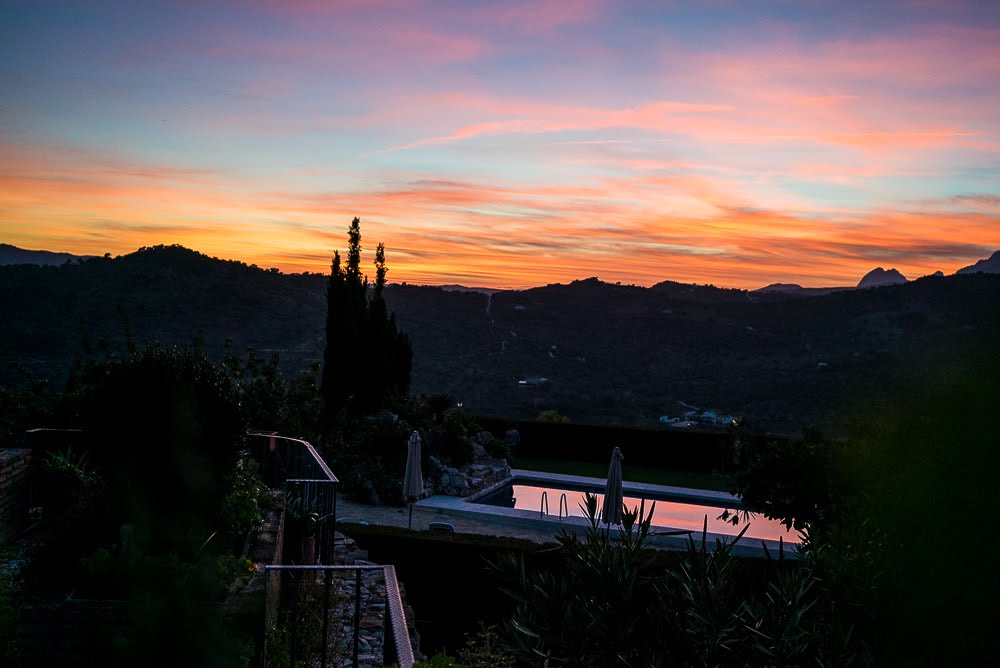 Gorgeous sunsets in Malaga mountains during 200h Yin Vinyasa Teacher training course Spain Jane Bakx Yoga