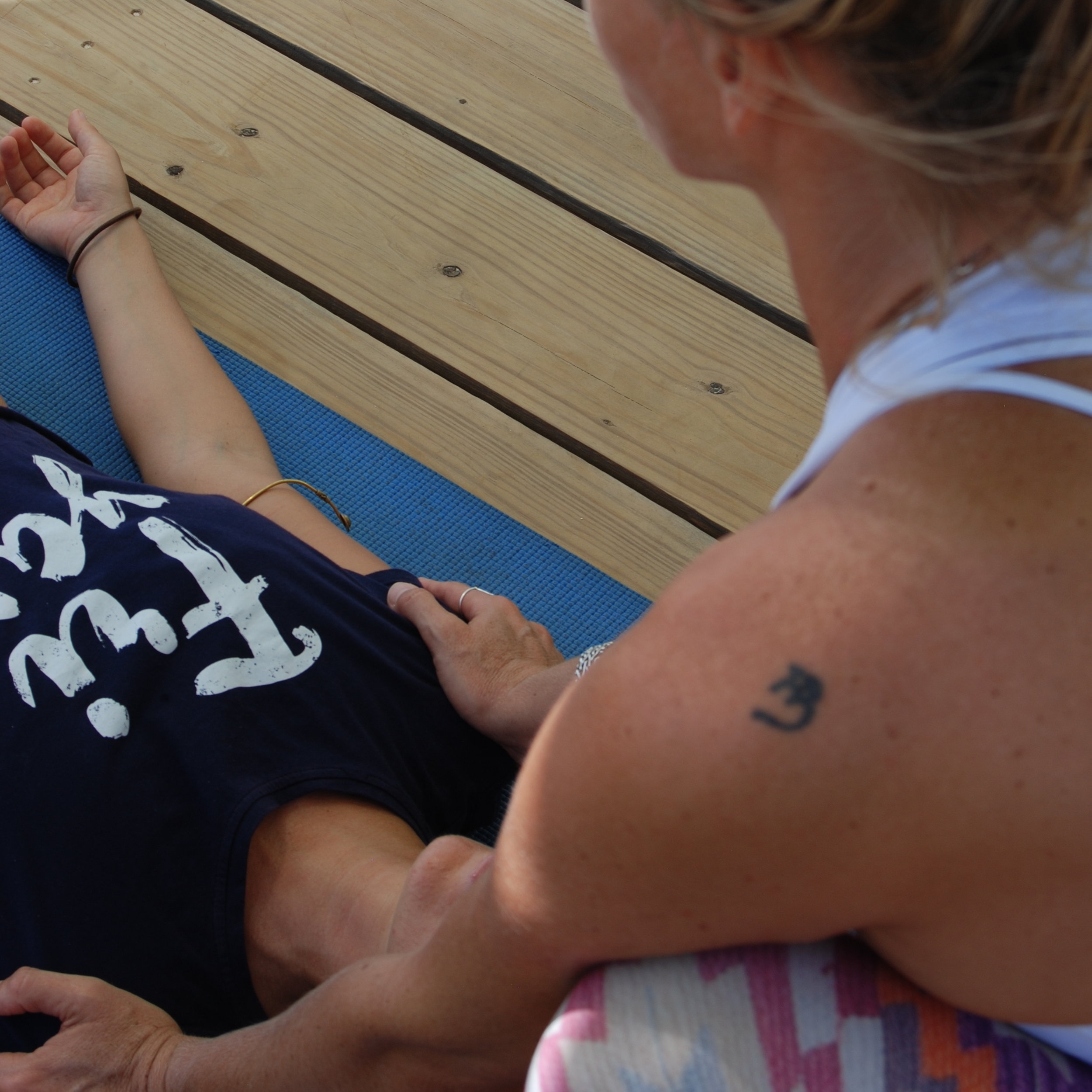 Savasana massage, Jane Bakx Yoga, Bonaire (Copy)