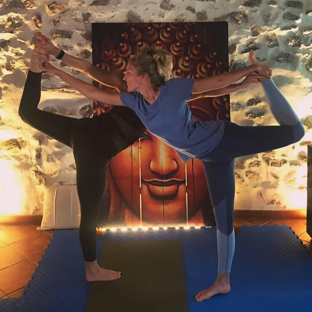 Making shapes partner yoga 200h Yin Vinyasa Teacher training course Spain Jane Bakx Yoga