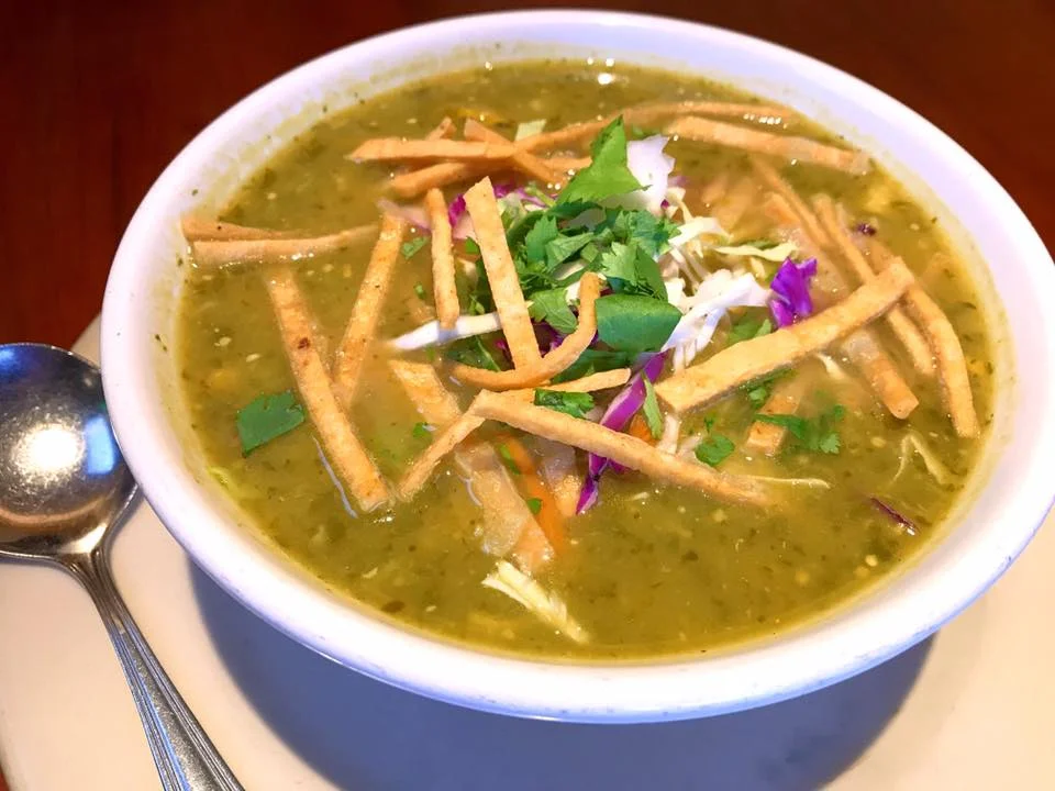 Mmmmmmm... Pollo y Tomatillo Soup! 