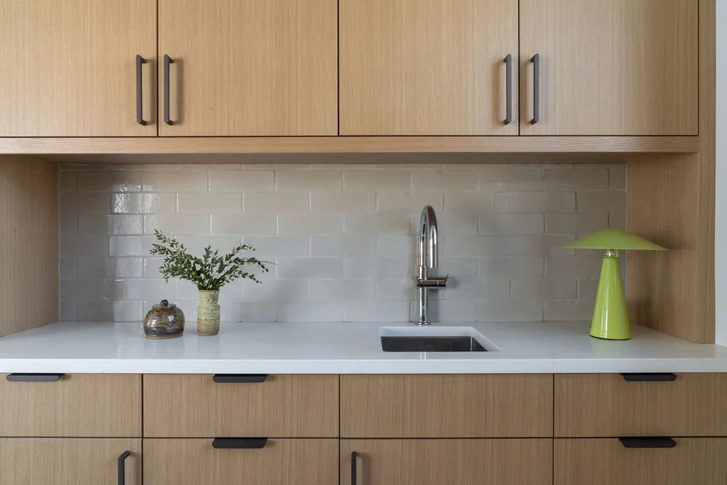 tusk-builders-remodeling-company-modern-kitchen-renovation-cabinets-minneapolis-stpaul-27.jpg