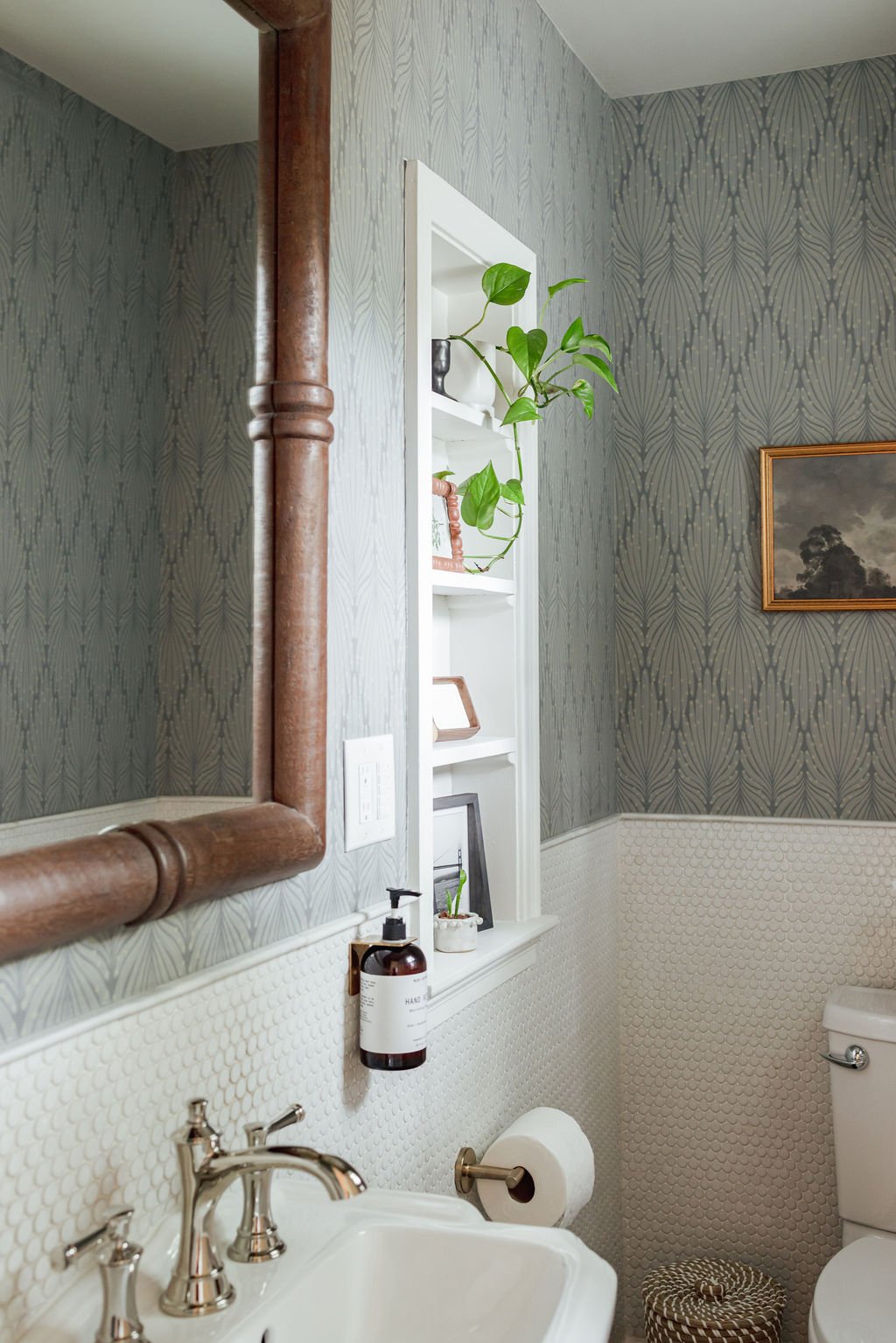 powder-room-bathroom-remodel-tusk-builders-minneapolis-mn-contractor-15.jpg