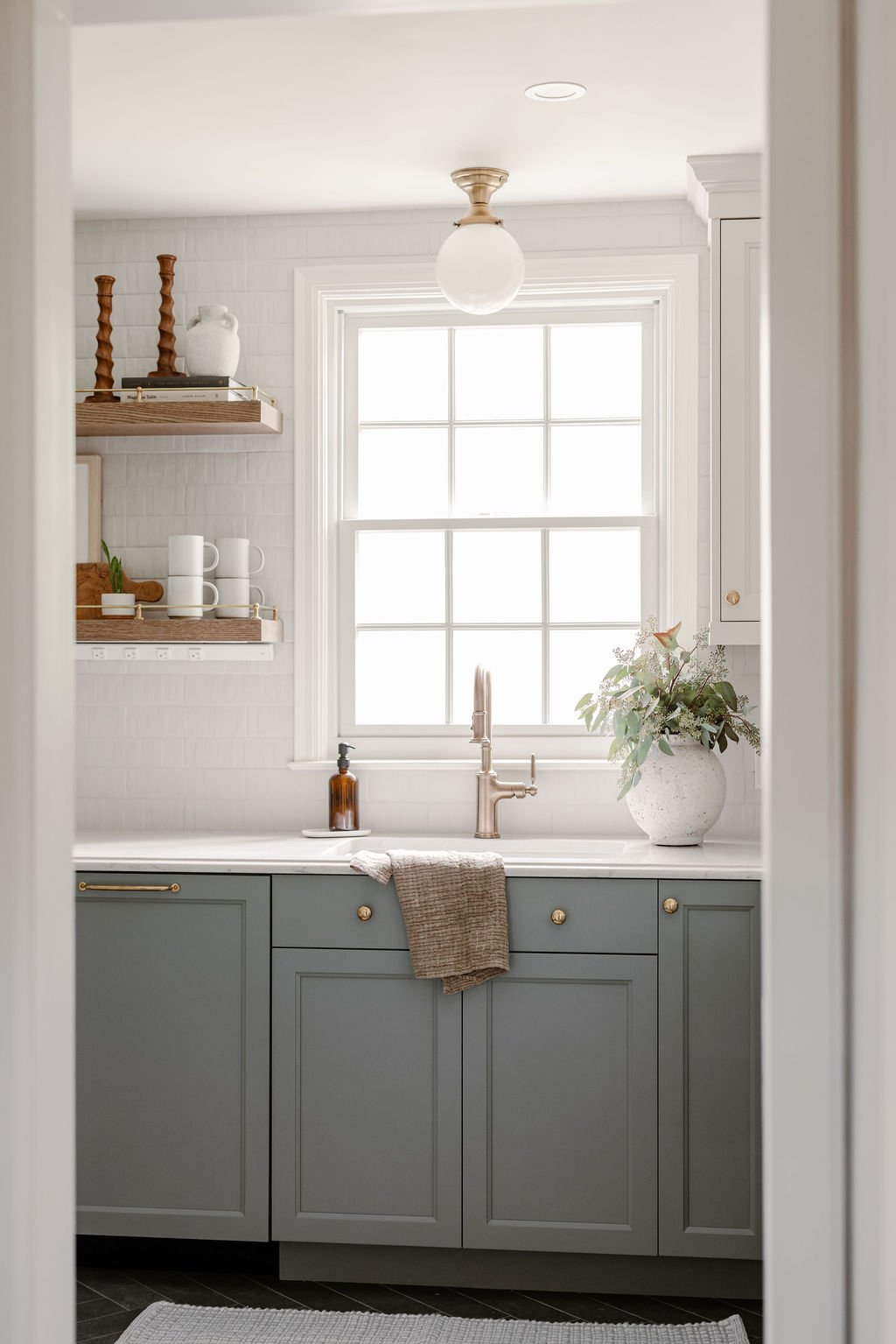glencrest-old-kitchen-remodel-tusk-builders-minneapolis-mn-contractor-52.jpg