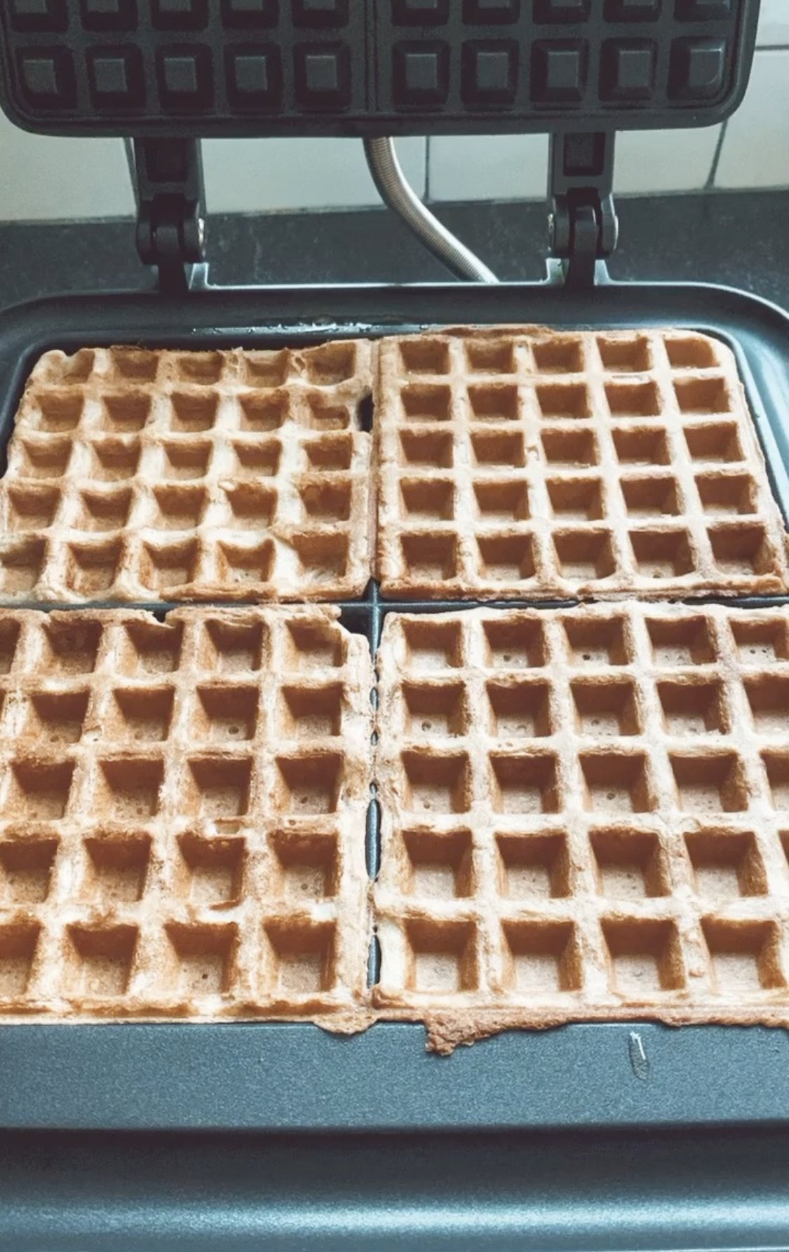 gluten-free vanilla waffles