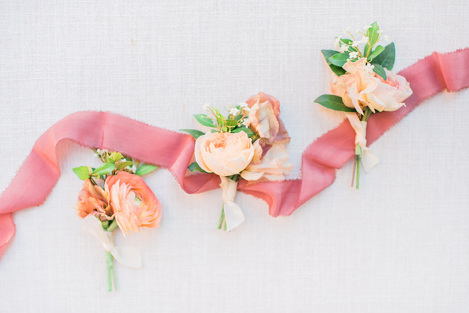 Boutonnieres- blush-floral-co-houston-texas-florist-kaiti-moyers-photography