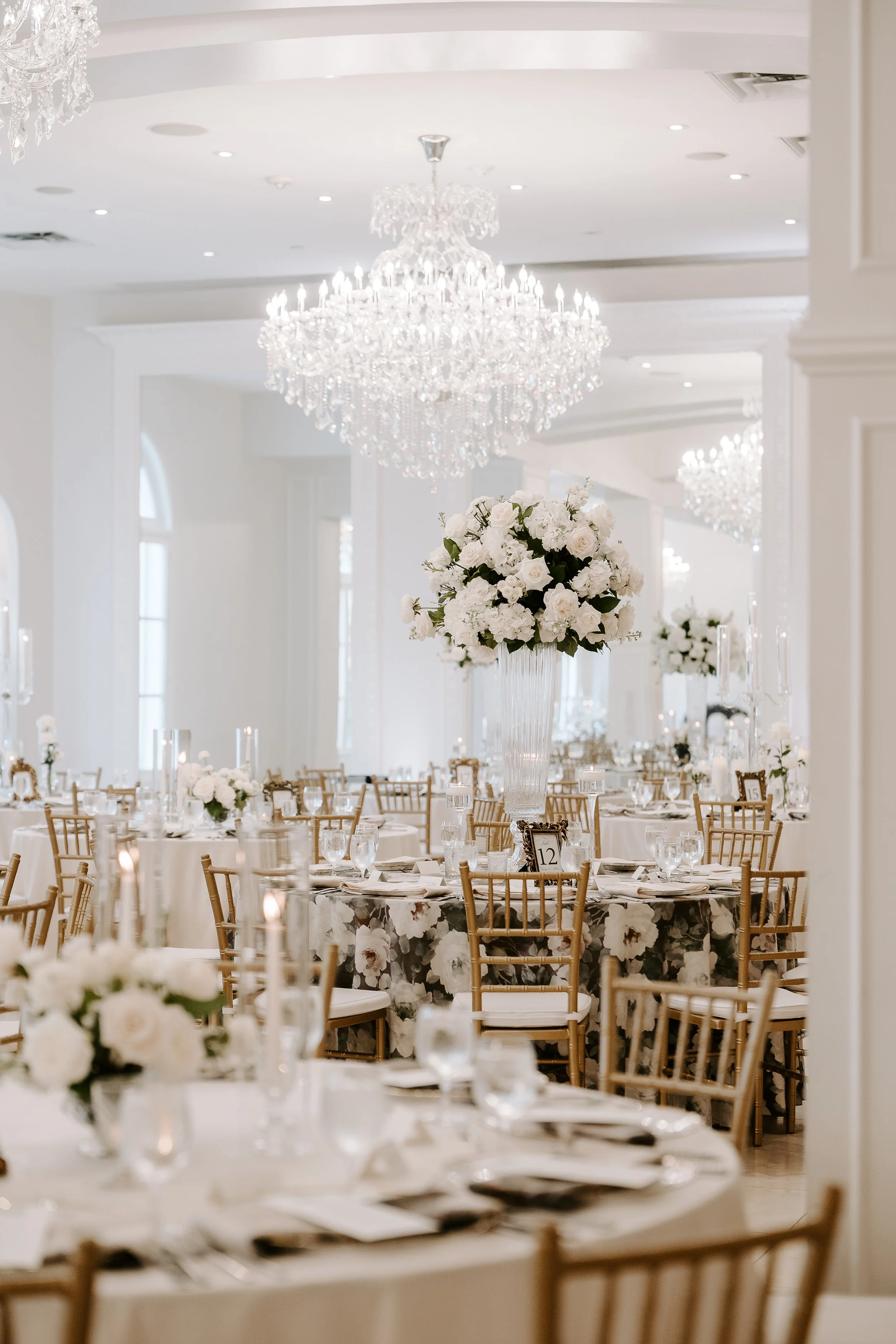 Chateau Nouvelle wedding florist
Chateau Nouvelle florals Houston
Wedding flowers Houston
luxury wedding florist Houston TX
