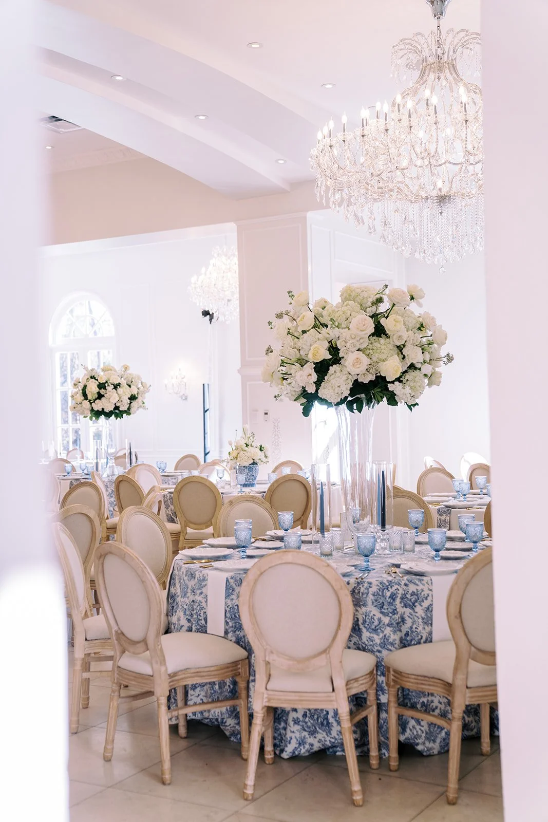 Chateau Nouvelle wedding florist
Chateau Nouvelle florals Houston
Wedding flowers Houston
luxury wedding florist Houston TX