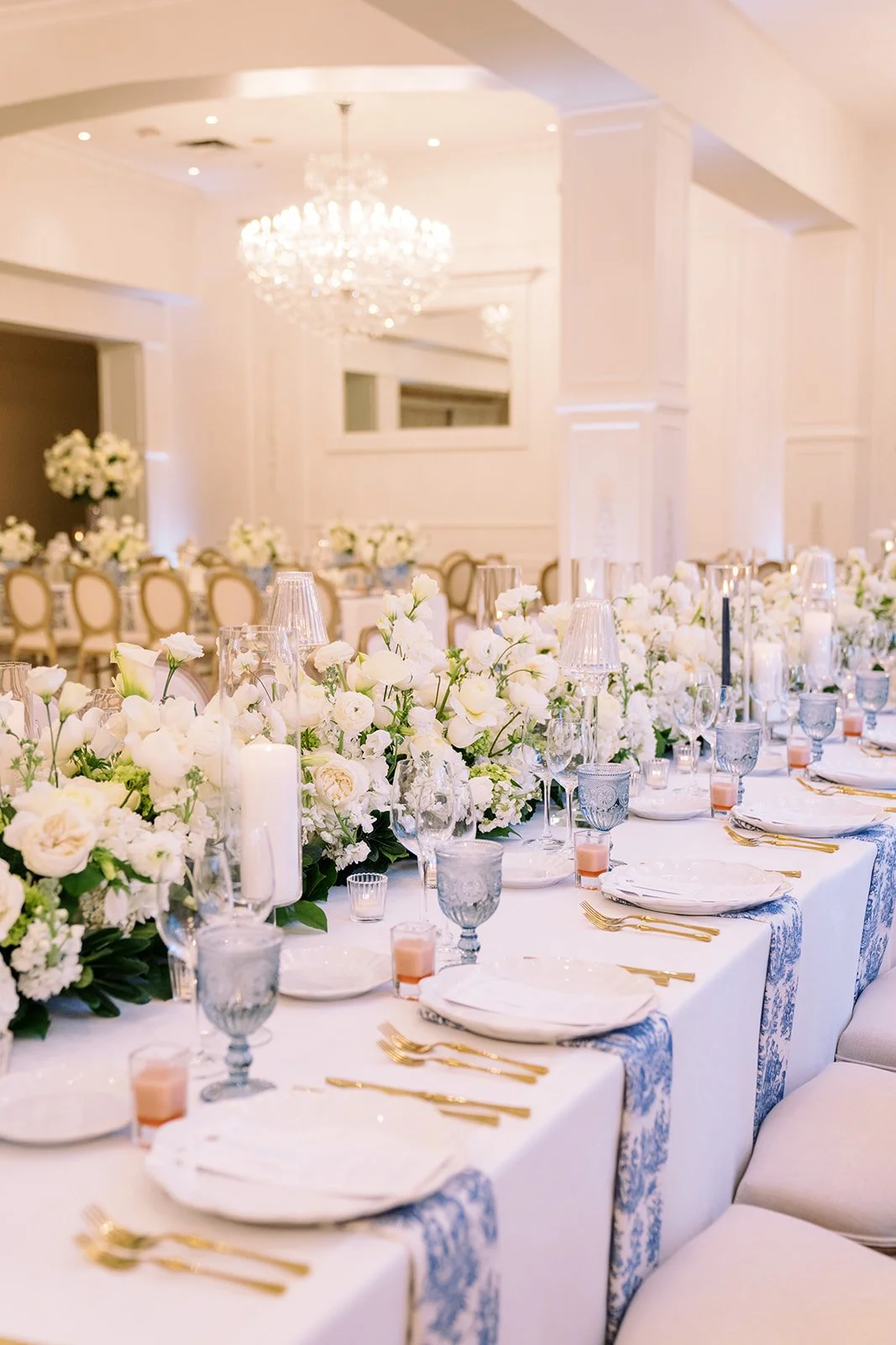 Chateau Nouvelle wedding florist
Chateau Nouvelle florals Houston
Wedding flowers Houston
luxury wedding florist Houston TX