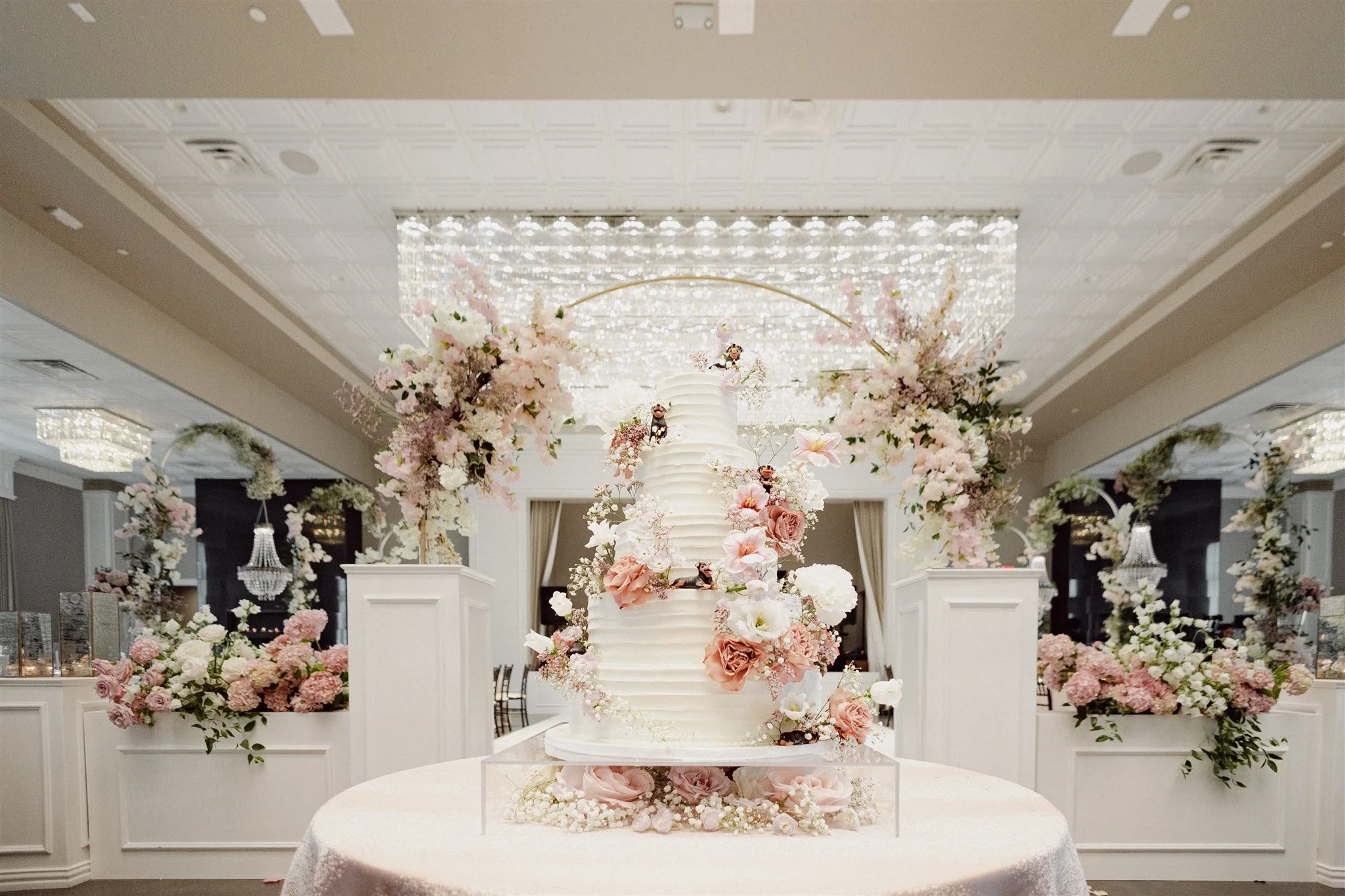 Sandlewood Manor wedding florist
Sandlewood Manor florals
Luxury Florist In Houston
Houston Wedding Florist 