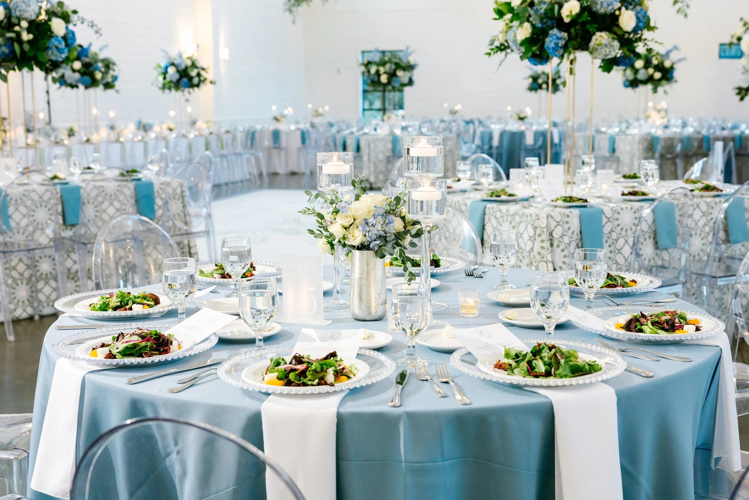 Boxwood Manor wedding florist
Boxwood Manor florals Houston
Houston wedding flowers
intimate venue florist Houston TX