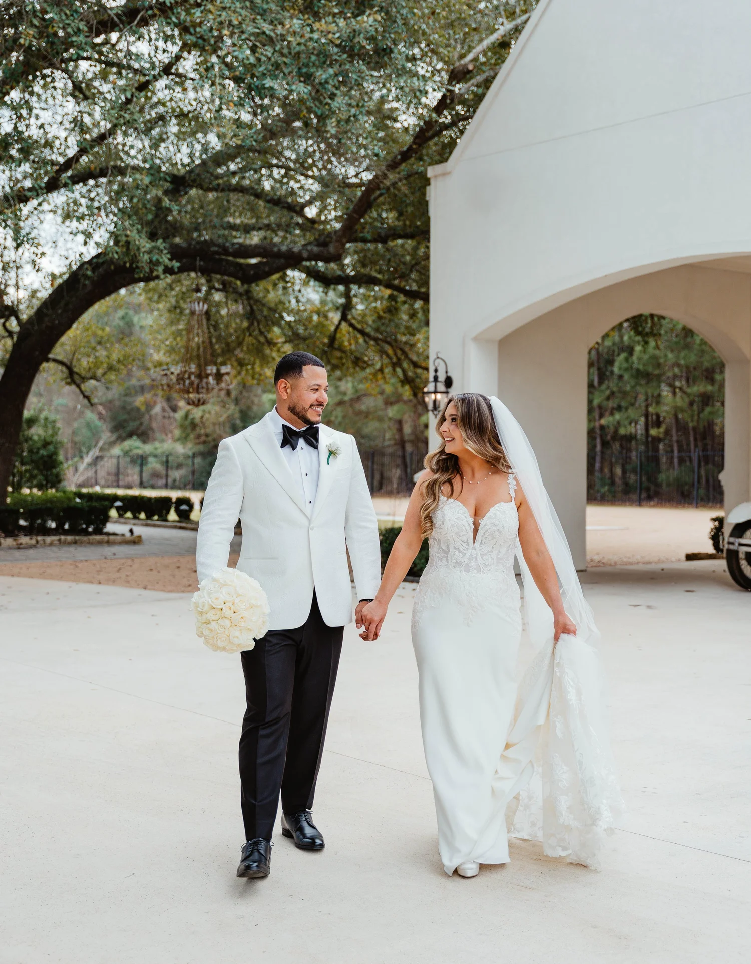 RayMar wedding couple at Peach Orchard
