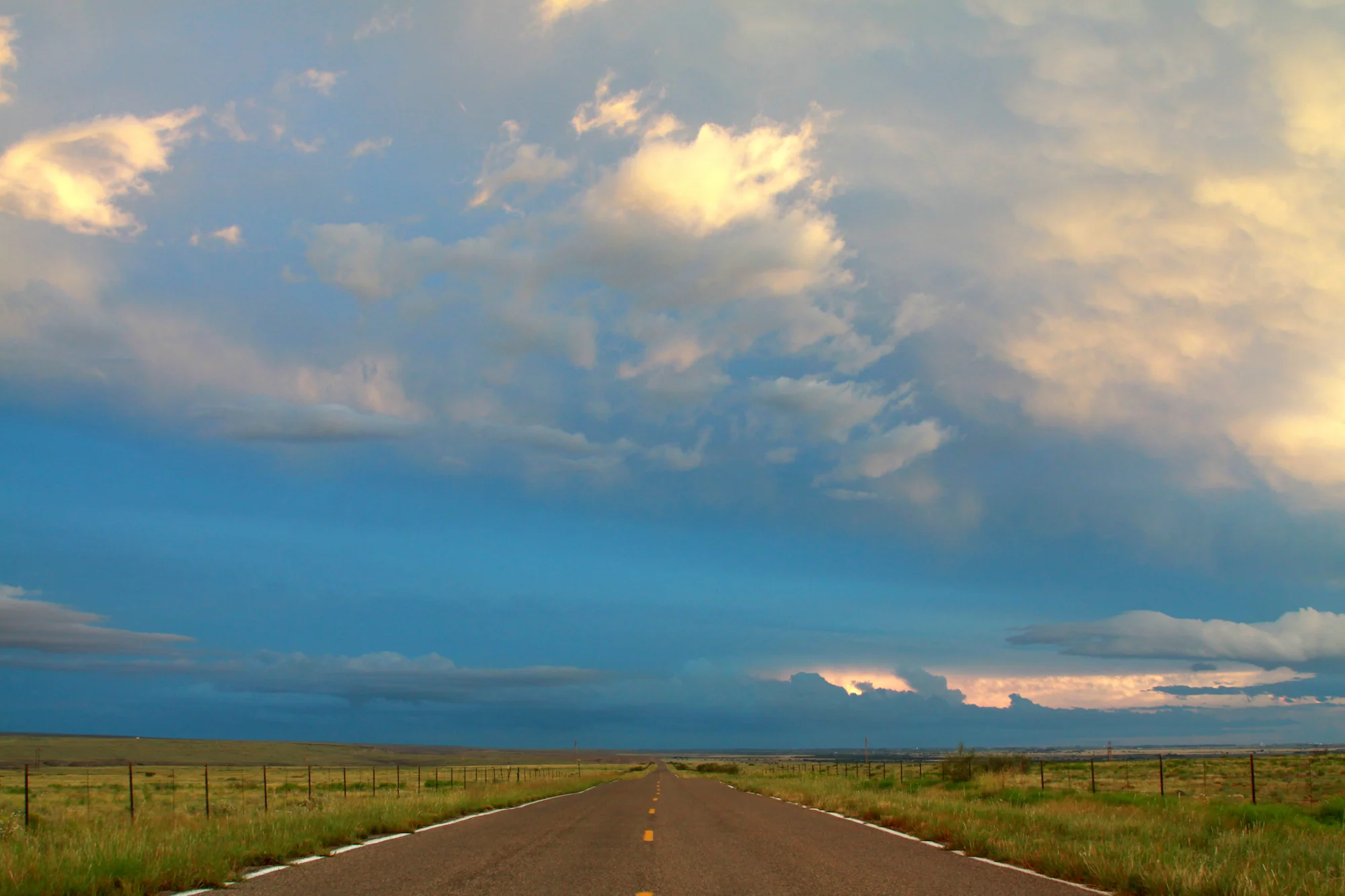 Roswell NM road.jpg