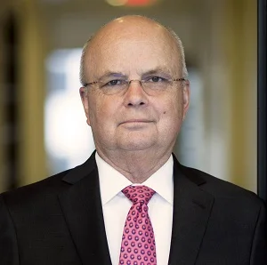 General Michael Hayden Principal, The Chertoff Group Distinguished Visiting Professor, George Mason University Schar School of Policy and Government Previous Government and Military Service: Director, Central Intelligence Agency (2006 – 2009) First Principal Deputy Director of National Intelligence (2005 – 2006) Director, National Security Agency (1999 – 2005) Areas of Focus: Technological intelligence and counterintelligence (communications and data networks) Global political and terrorist risk analysis The structure and strategy of the American intelligence community