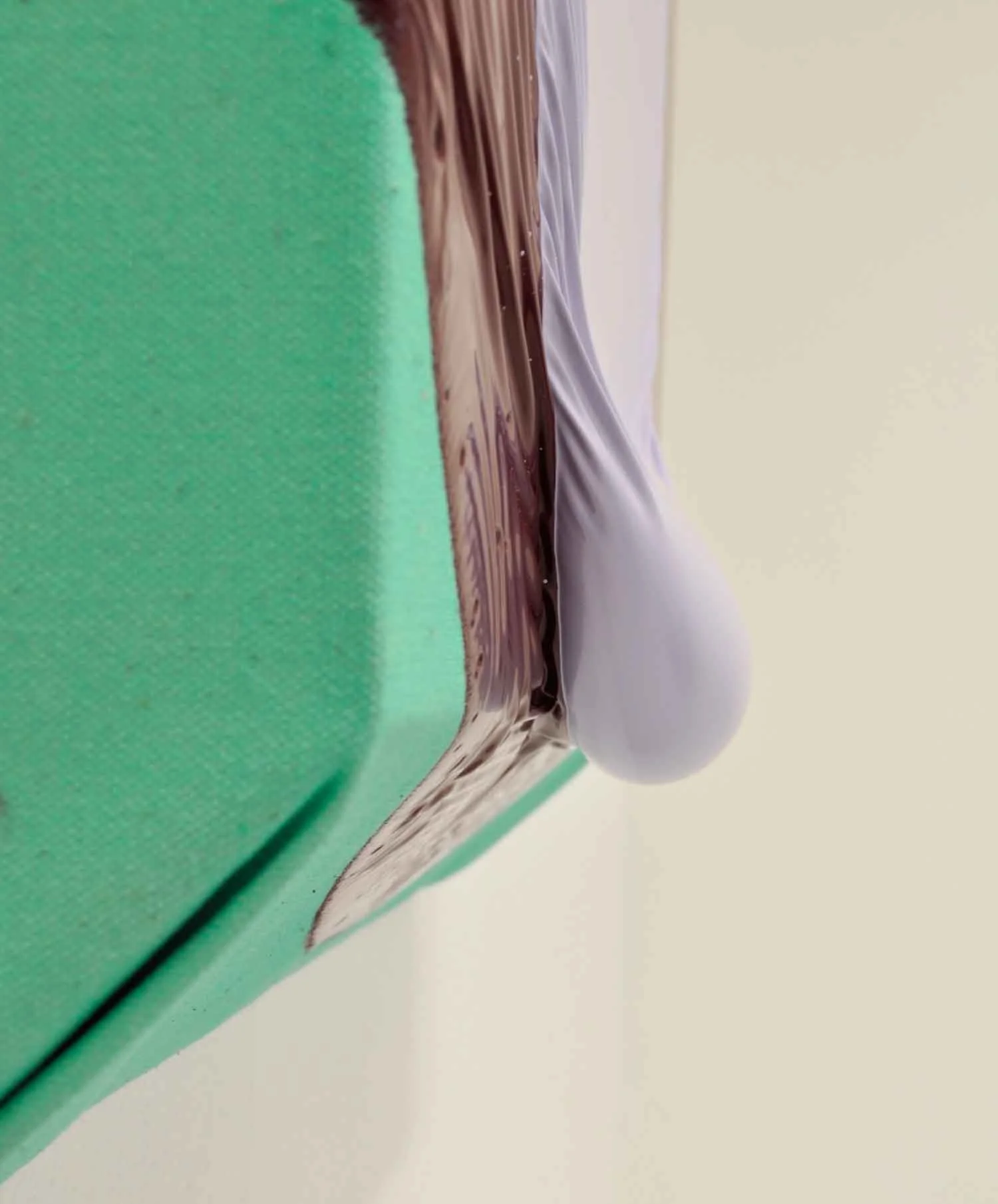 Belly-full-of-paint,-belly-detail.jpg