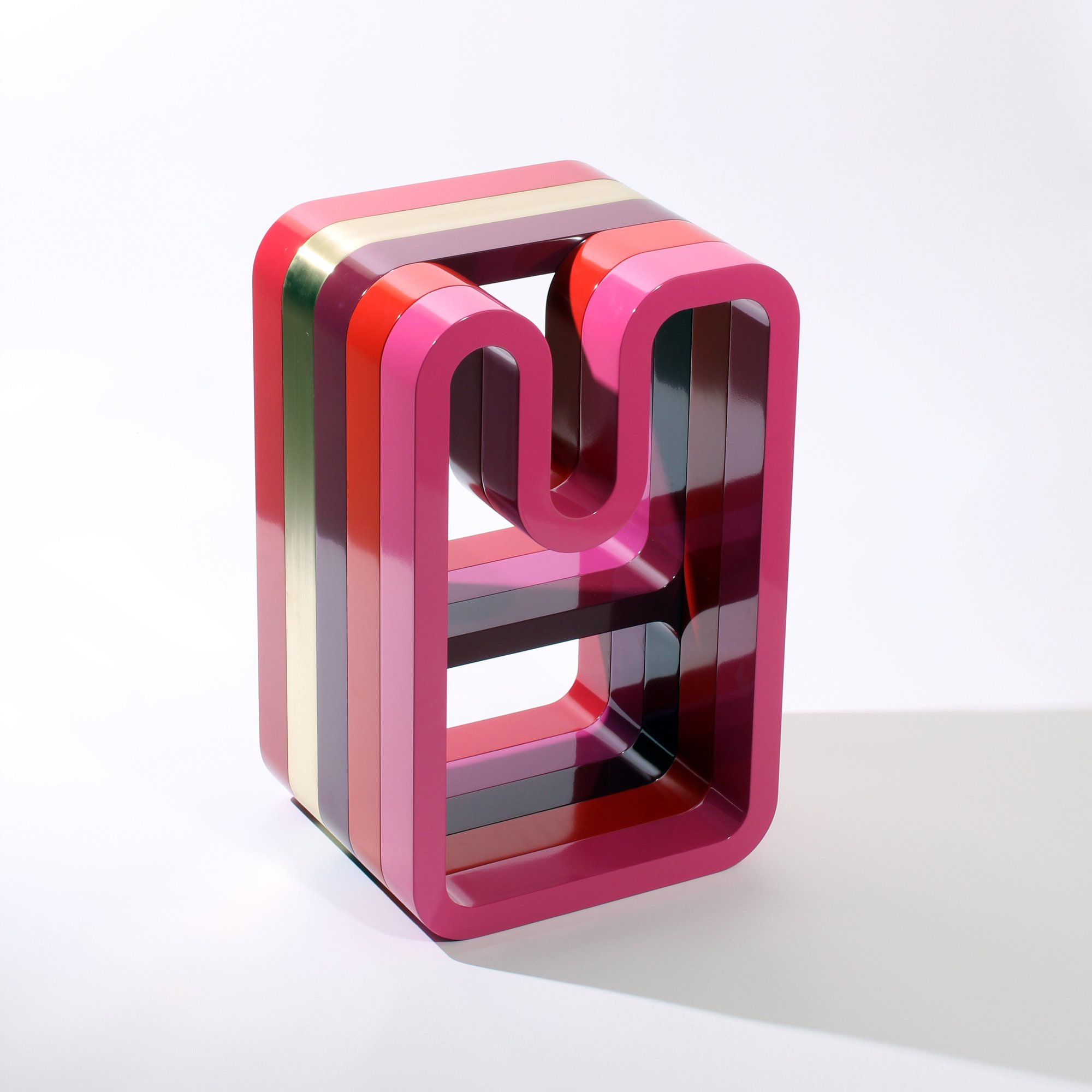 Loop Side Table (Pink)