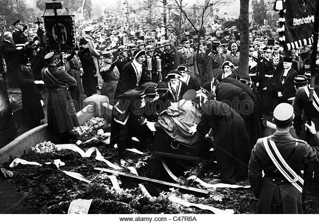 ernst-eduard-vom-rath-c47r6a.jpg