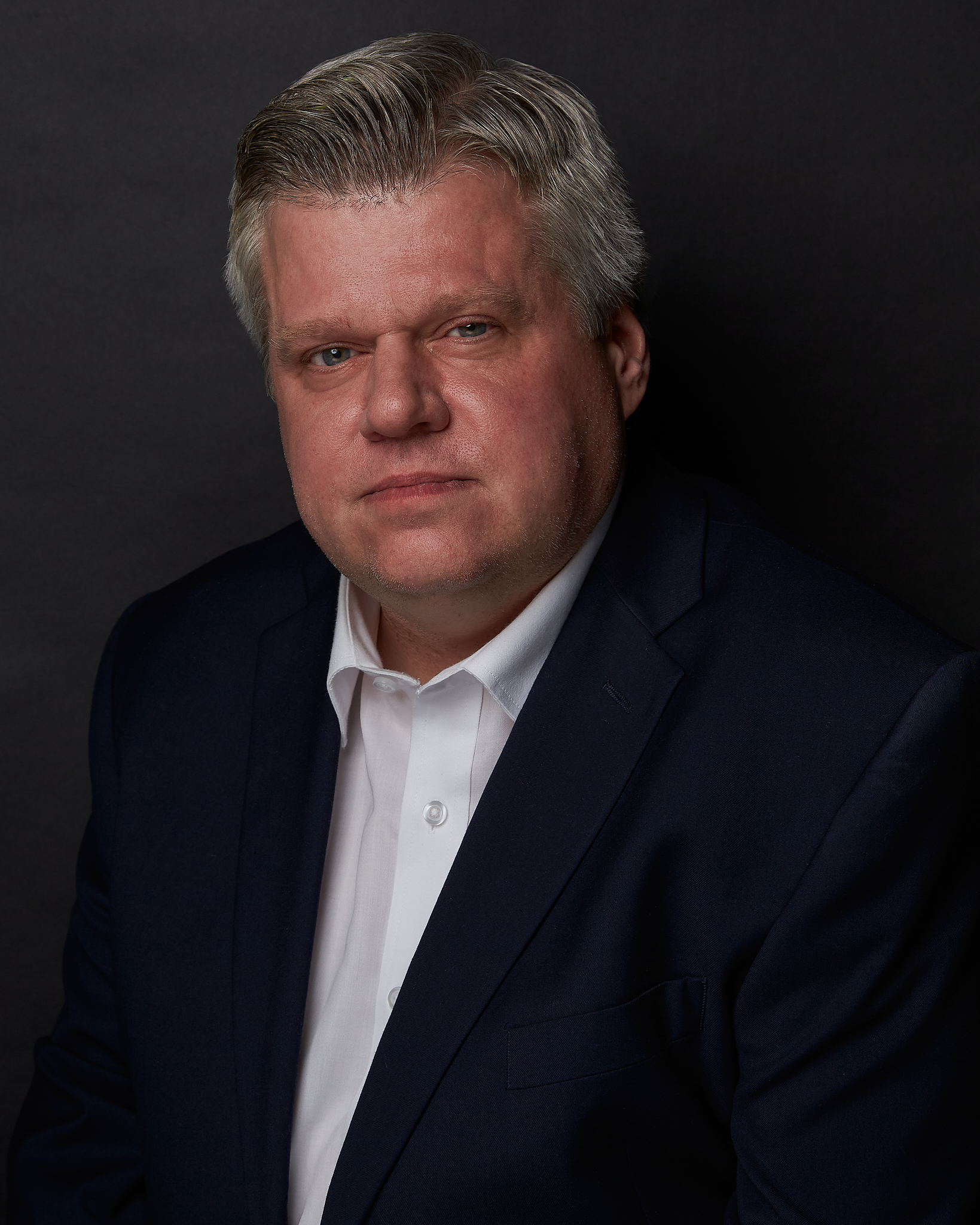 20190510_CambridgeLLP_Adrian_HeadshotsTO - 02.png