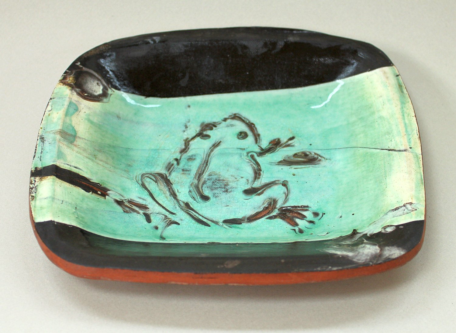 Frog dish