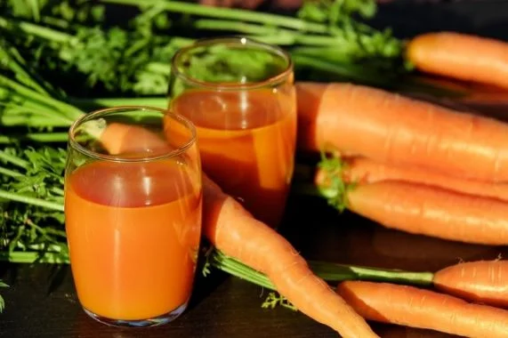 Detoxing is trending heavily right now, but are you wondering if juice cleanses are really all they are cracked up to be? Can you lose weight, free your body of harmful toxins, boost your energy level, and improve your overall health just by doing a juice cleanse in Houston ? Here are a few facts on what juice cleansing is all about so you can decide whether or not it’s right for you. What is a juice cleanse? A juice cleanse, in Houston, describes a type of diet where, for a short period of time (usually 3 to 10 days), a person abstains from eating solid food and instead consumed only fruit and vegetable juices. These juices are extracted from the fruit or vegetable through a process such as squeezing. Unlike blending, only the juices are extracted while the remaining pulp of the fruit or vegetable is discarded. What are the benefits of only consuming the juices of the fruit or vegetable? The biggest perk of a juice cleanse in Houston is concentration. If you are only consuming the juice of the fruit or vegetable, then you are essentially able to consume more fruit and vegetables, making it easier for you to hit those suggested fruit and vegetable portions each day. Further, a 2014 study published in Preventative Nutrition and Food revealed that the ascorbic acid level was higher in juiced drinks, which means you can obtain more of your daily required vitamins (like vitamin C), nutrients, and antioxidants by juicing. Just like those increased levels of antioxidants, studies have also shown that juicing can help you intake more micronutrients and phytochemicals, which can help your body defend itself against illnesses and maintain tissue function. To summarize, a juice cleanse in Houston can have positive effects on your body. Namely, drinking only the juices of fruits and vegetables allows you to concentrate the positive nutrients of those fruits and vegetables. This allows you to more easily consume more, allowing you to hit your quota servings of fruits and vegetables every day. Juicing also allows you to consume higher concentrations of vitamins and nutrients, as well as the anti-inflammatory compounds that fruit and vegetables contain, and this can give your immune system a boost, helping to stave off illnesses and boost your overall energy level. Further, some fruits and vegetables, in particular, contain a high number of healthy enzymes and antioxidants. Consuming a lot of these juices boosts your intake of these enzymes and antioxidants—as well as your overall hydration level—and that can help to flush toxins from your body and improve the function of your digestive system. There is a but, though. As with a lot of the trends out there today, it’s important to remember that it is possible to overdo it. While a juice cleanse in Houston provides you with an optimal way to boost certain nutrients and antioxidants in your body, it is also important to remember that fruit and vegetable juices alone cannot support all of your body’s dietary needs. Participating in juice cleanses in moderation, or using juice cleanses in Houston to complement a well-balanced diet, can have positive effects, but overdoing it, or attempting to replace all meals with fruit juices for the long term, can leave your body depleted of the other nutrients it needs and can aggravate other medical conditions. If you are interested in reaping the benefits of a juice cleanse, it is a good idea to talk to your doctor first to make sure it is right for your body.