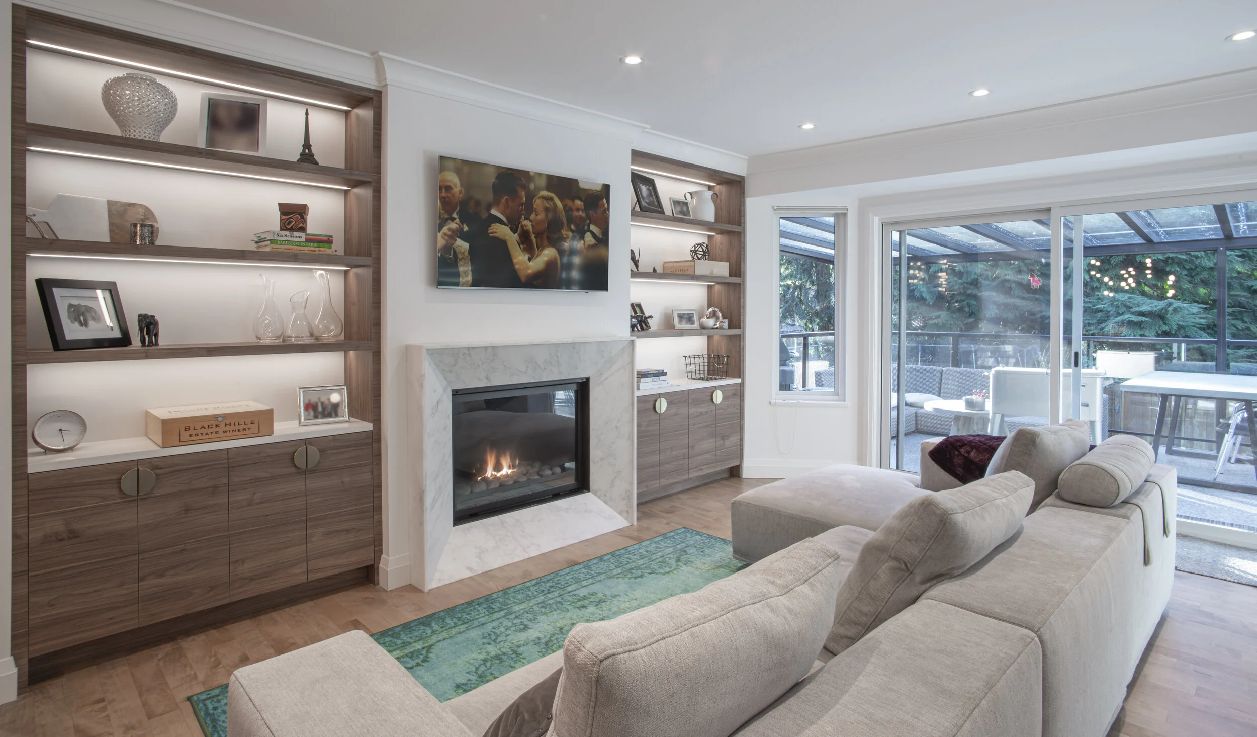 living room wall 2.jpg