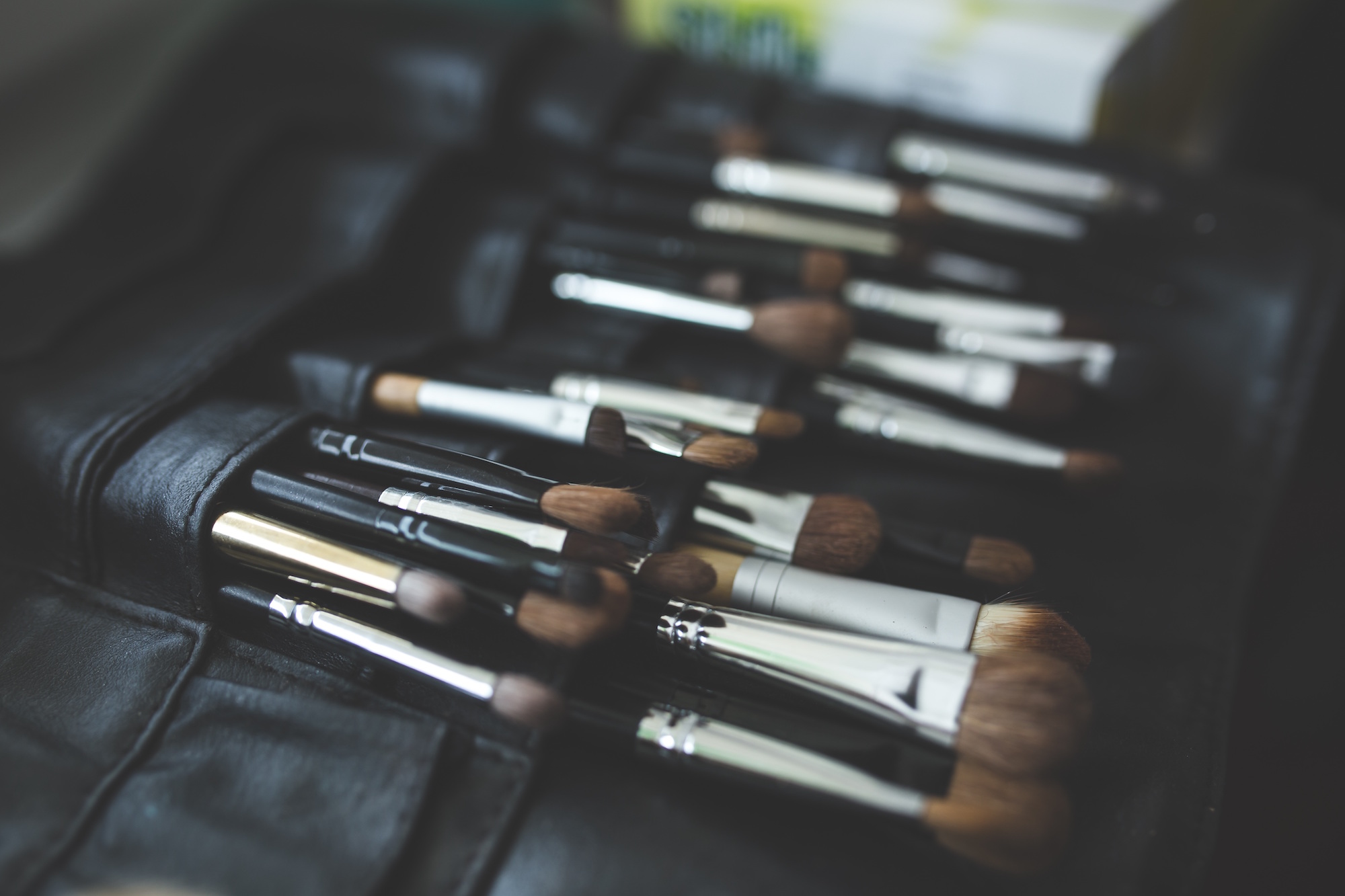 brush-791305bbb.jpg
