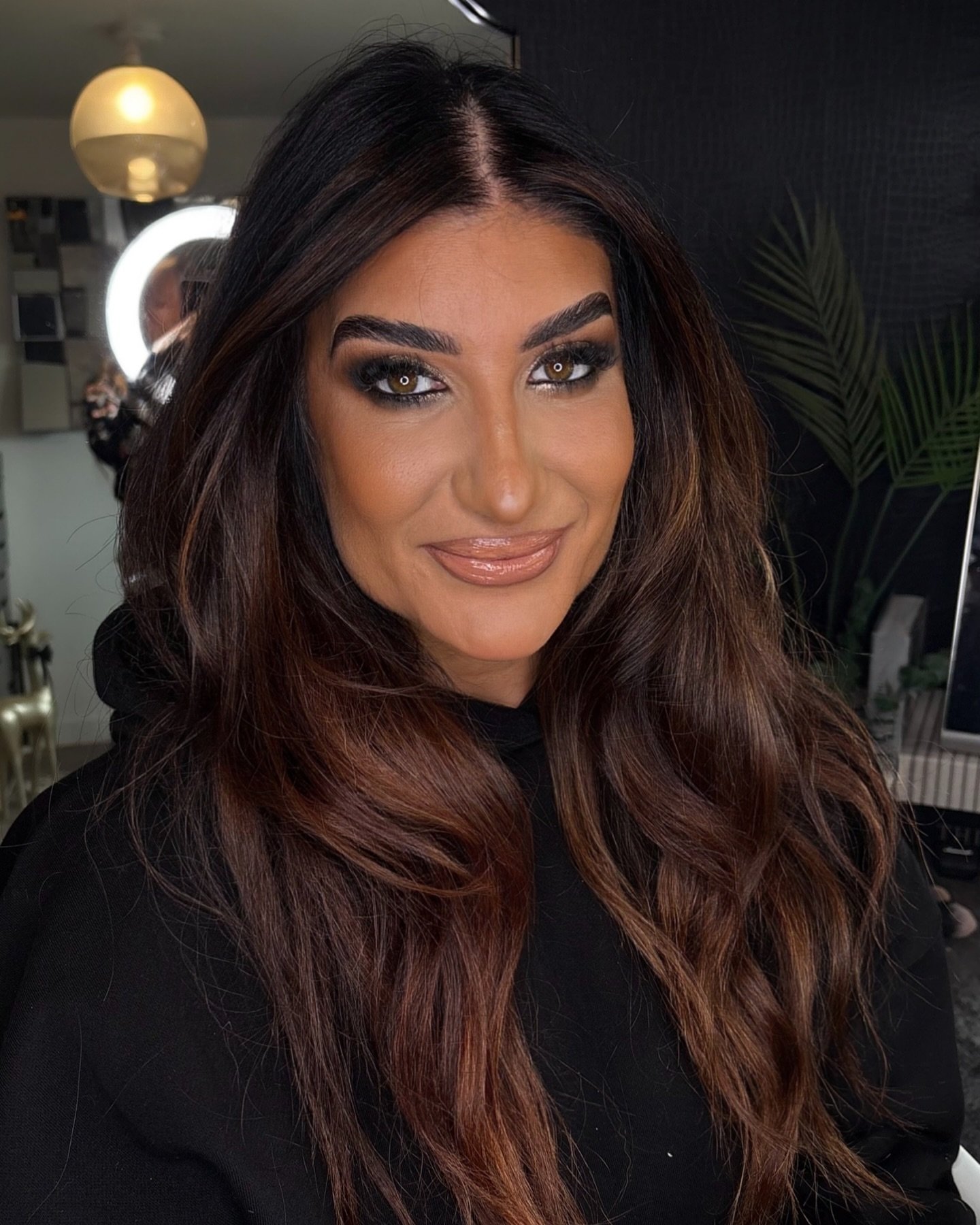 A few of my gorgeous clients from the weekend 🤍
There&rsquo;s nothing I love more than helping you feel your absolute best &mdash; whether it&rsquo;s for a wedding, night out or special occasion.
✨ Christmas Appointments are filling fast, so don&rsq