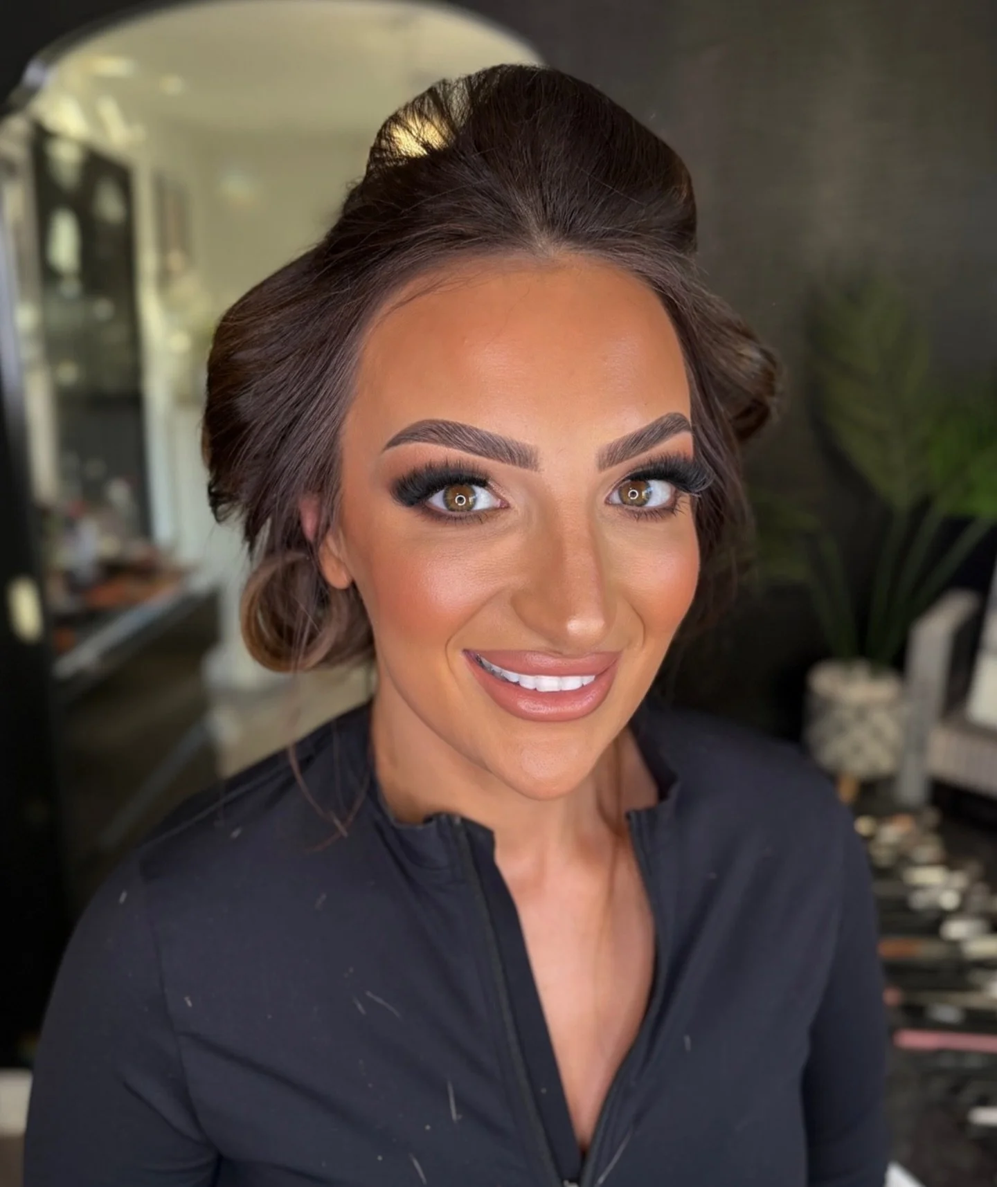 Love my gorgeous regulars @rebeccapembertonxx looking gorgeous ready to sleigh this Xmas 💫💕

Shop the look, with discount codes:
💄 @lookfantastic LFTFVICTORIAF
✨ @sephorauk VICTORIAFSPH 

❤️Products used:
❤️Skin:
@elfcosmeticsuk halo filter 
@este