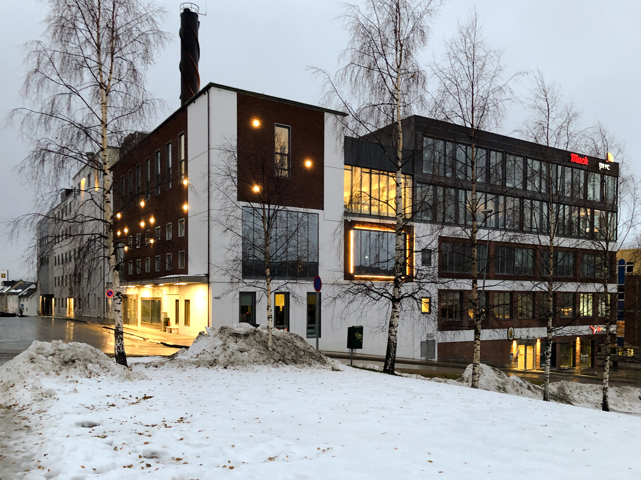  Kunstakademiet i Tromsø holder til i det gamle Mack-kvartalet i Tromsø sentrum. Foto: Hilde Sørstrøm 
