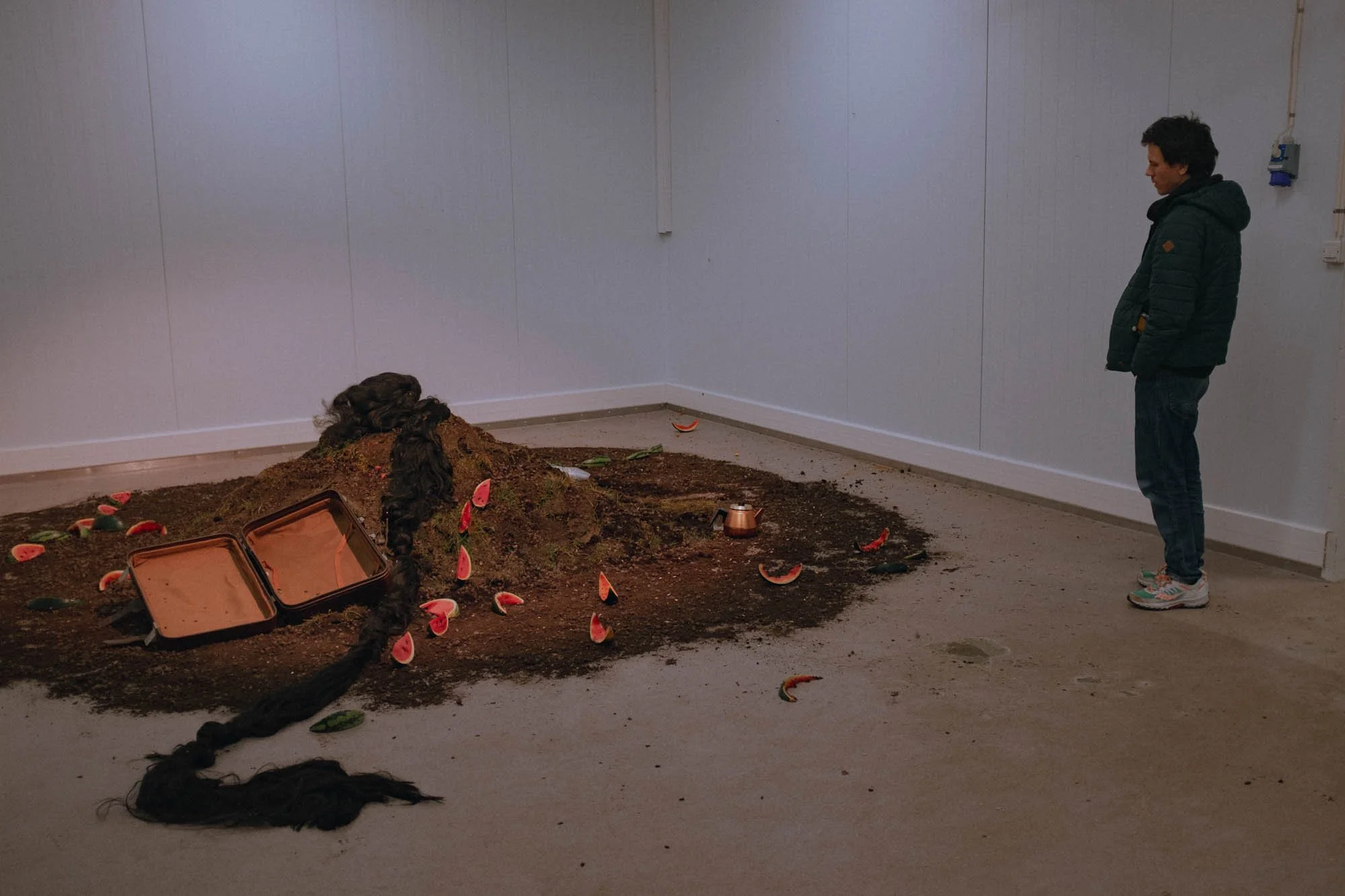   You will never know how it feels , performance og installasjon av Michael(a) Daoud og Zain Saleh. Foto: Marina Borovaya / Open Out.  