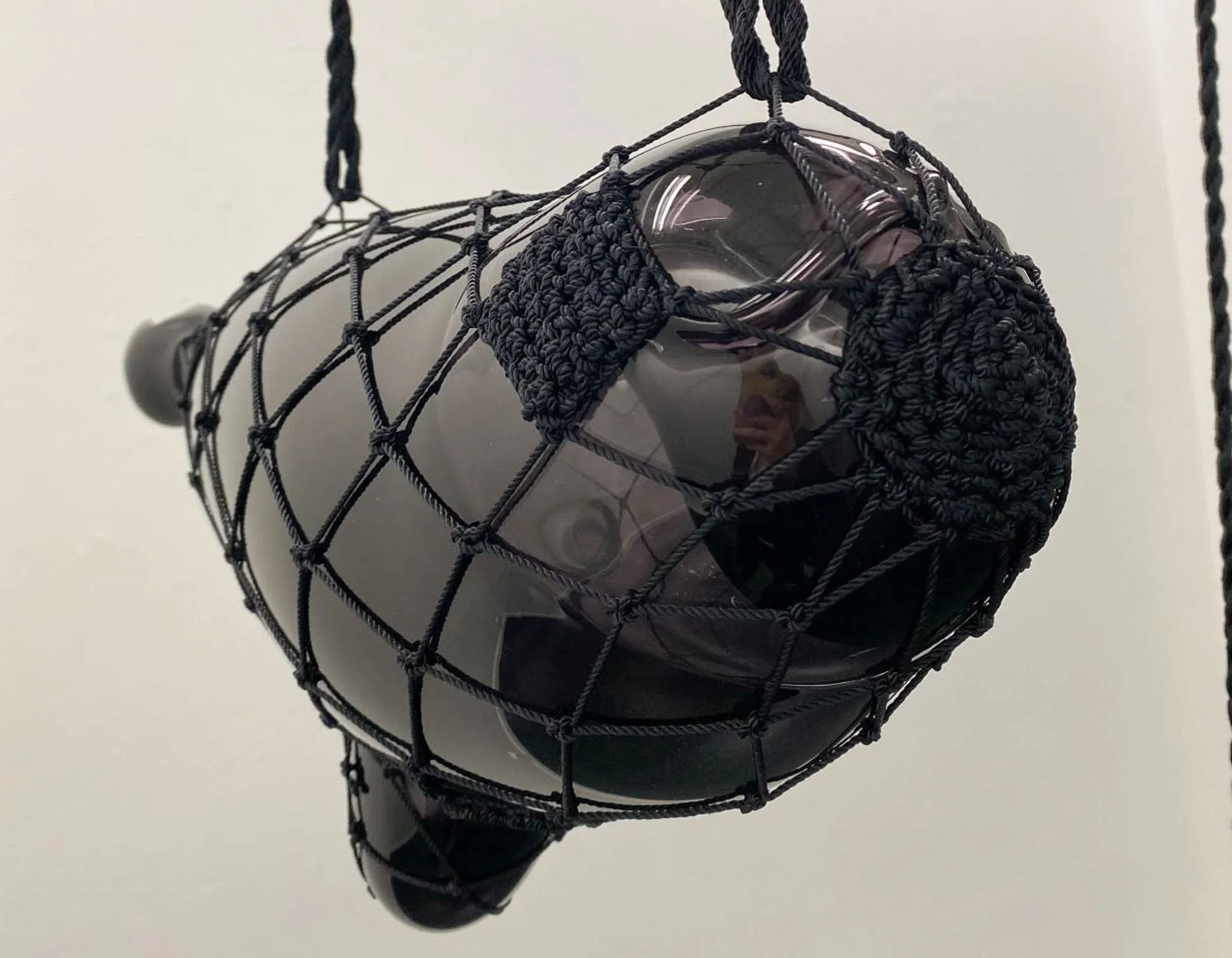   Fangst  (2021). Skulptur av Benjamin Slotterøy. Foto: Kristin Klette 