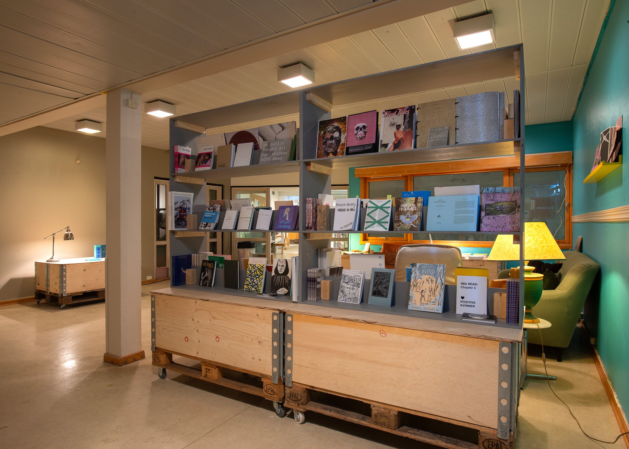  Mondo Books har også lokaler hos Tromsø Kunstforening. Foto: Mihály Stefanovicz/Tromsø Kunstforening. 