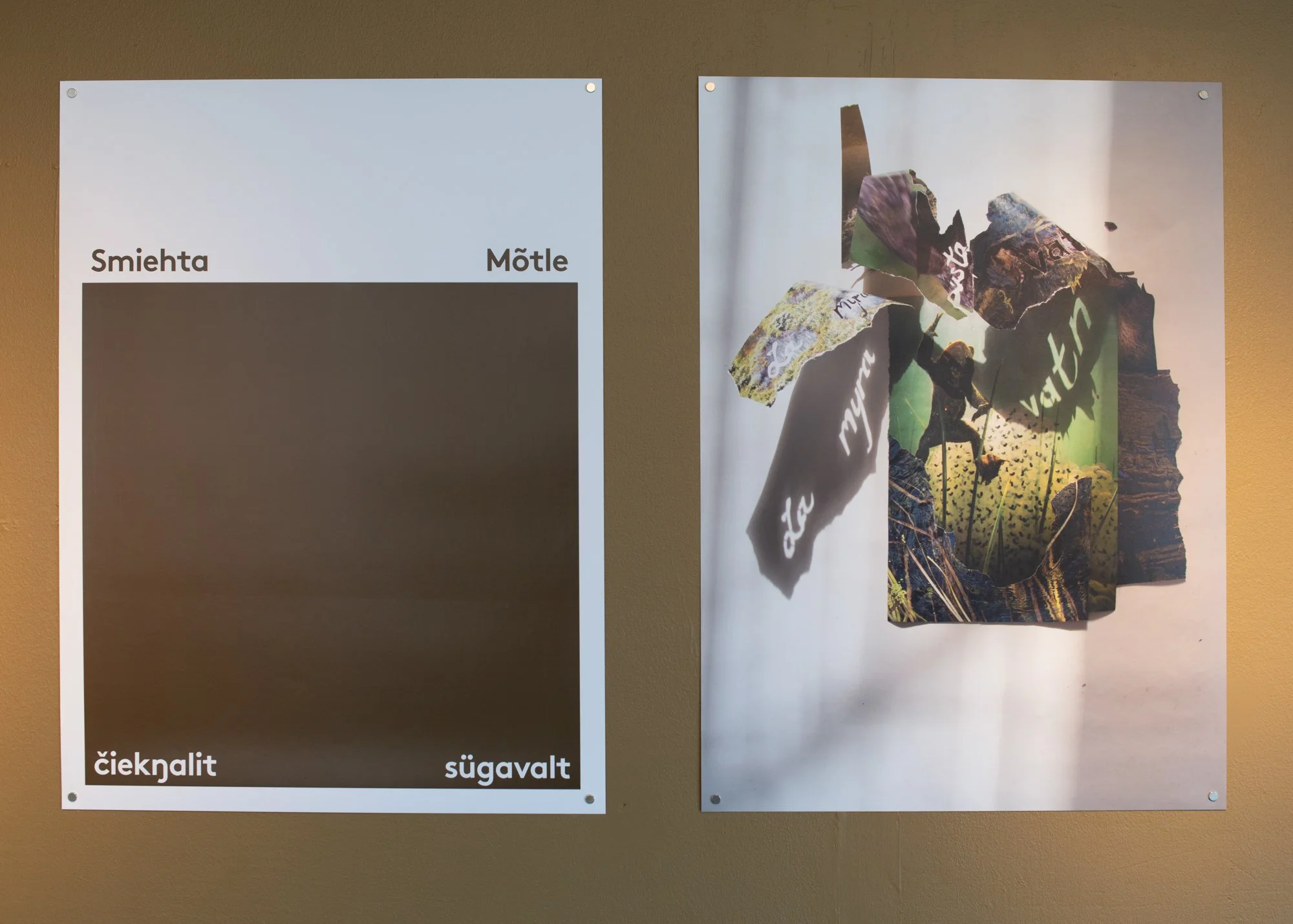  F.V:   Smietha čieknalit / Mölte Sügavalt (Tenk dypt) (2024), Plakat av Geir Tore Holm.    La myra puste vatn  (2024), plakat av Randi Nygård.   Foto: Mihály Stefanovicz/Tromsø Kunstforening.   