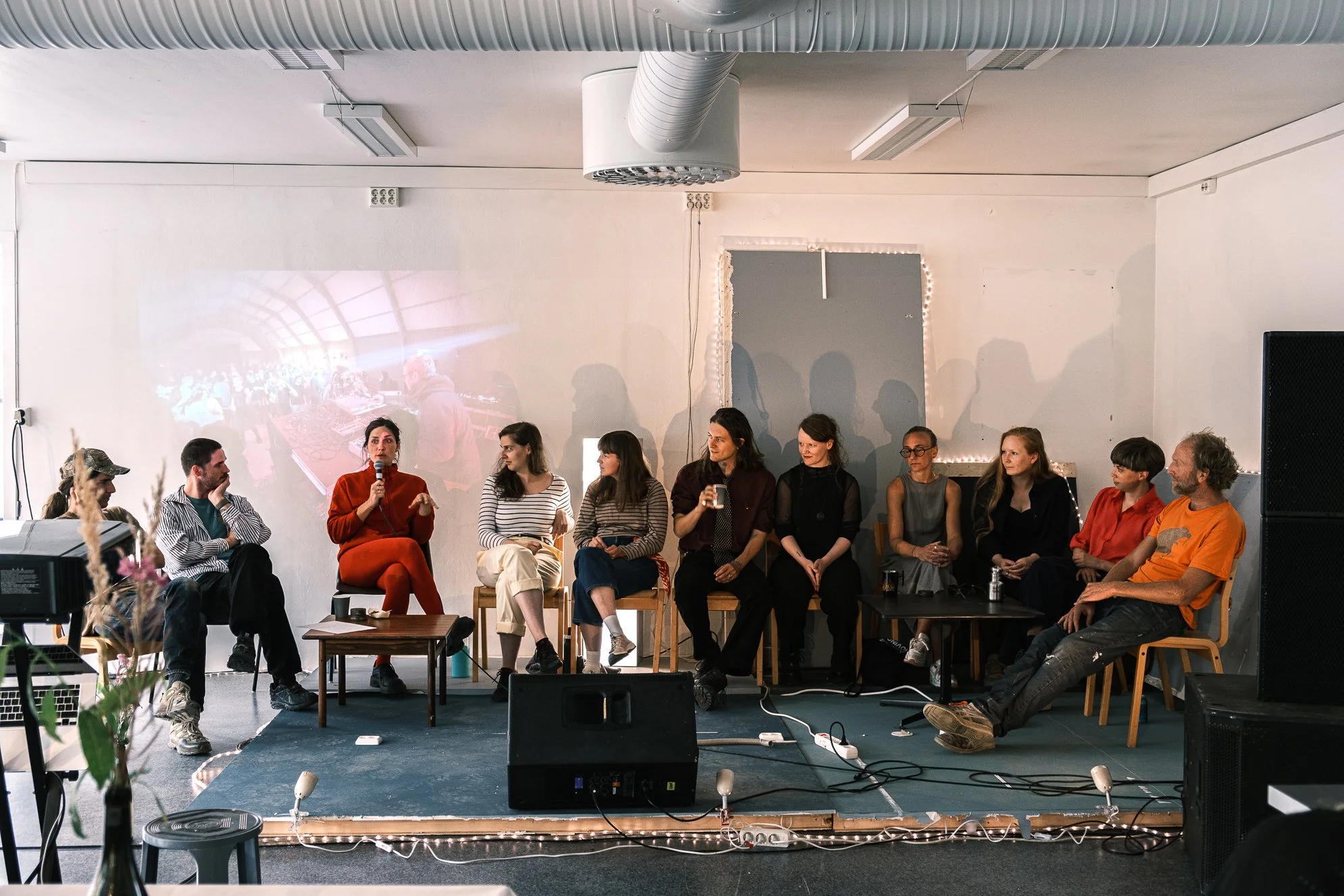  Et utvalg gamle og nye «kurantinos» var tilstede for å feire Kurant. F.v.: Niels Nielsen, Magnus Holmen, Andrea Flakstad Conradsen, Ruth Aitken, Humle Isabella Rosenkvist, Henrik Sørlid, Camilla Fagerli, Maria Danielsen, Susanne Sakariassen, Kristin