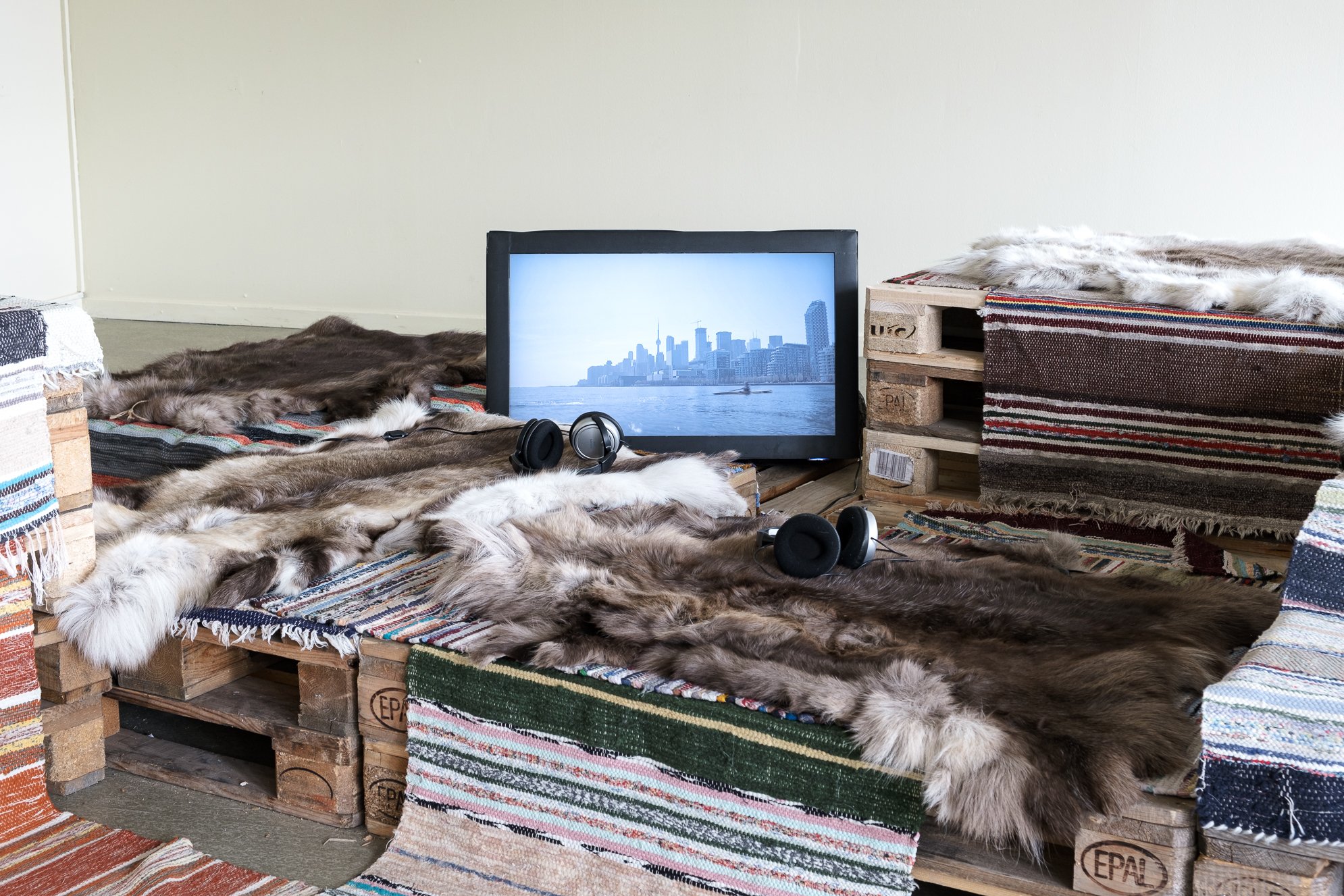   Post-Capitalist Architecture TV  -  episode 6: On the Ravines.  Video av Joar Nango og Ken Are Bongo. Foto: Magnus Holmen / Tromsø Kunstforening. 