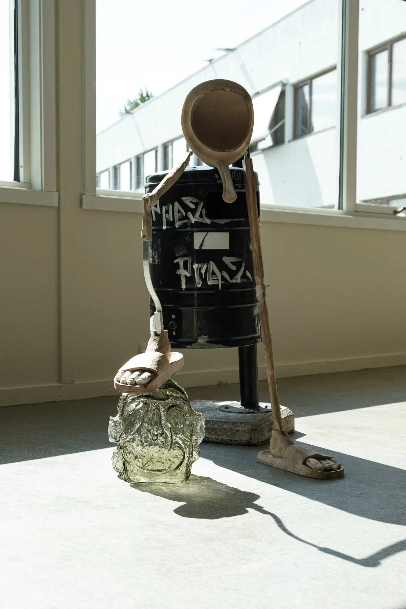   PPEZ  (2020), skulptur av Olof Marsja. Foto: Magnus Holmen / Tromsø Kunstforening. 