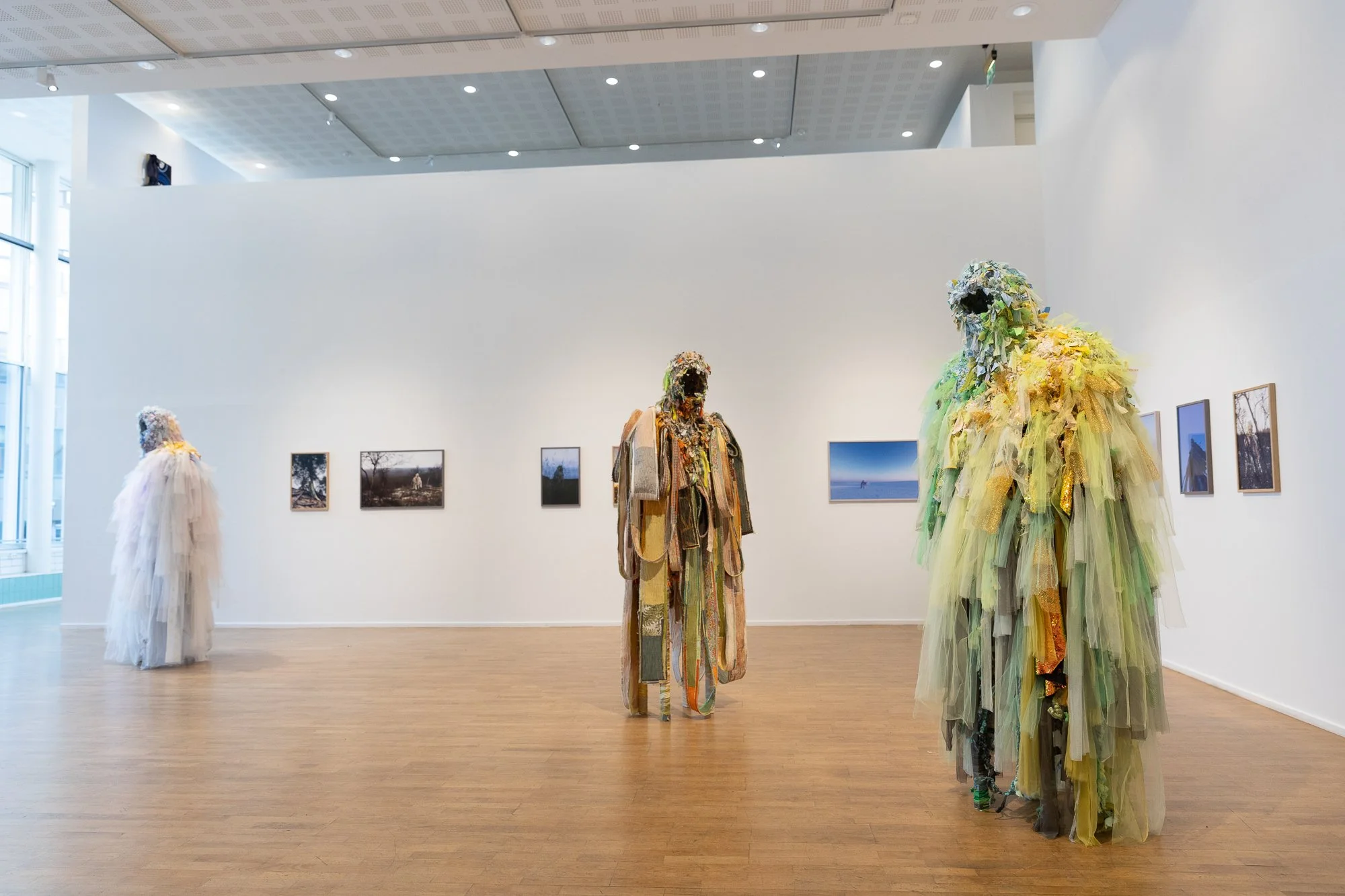  Fra utstillingen  Too Hot to Make Fashion: Tonje Plur  på Galleri Nord-Norge. Foto: Marvin Pope 