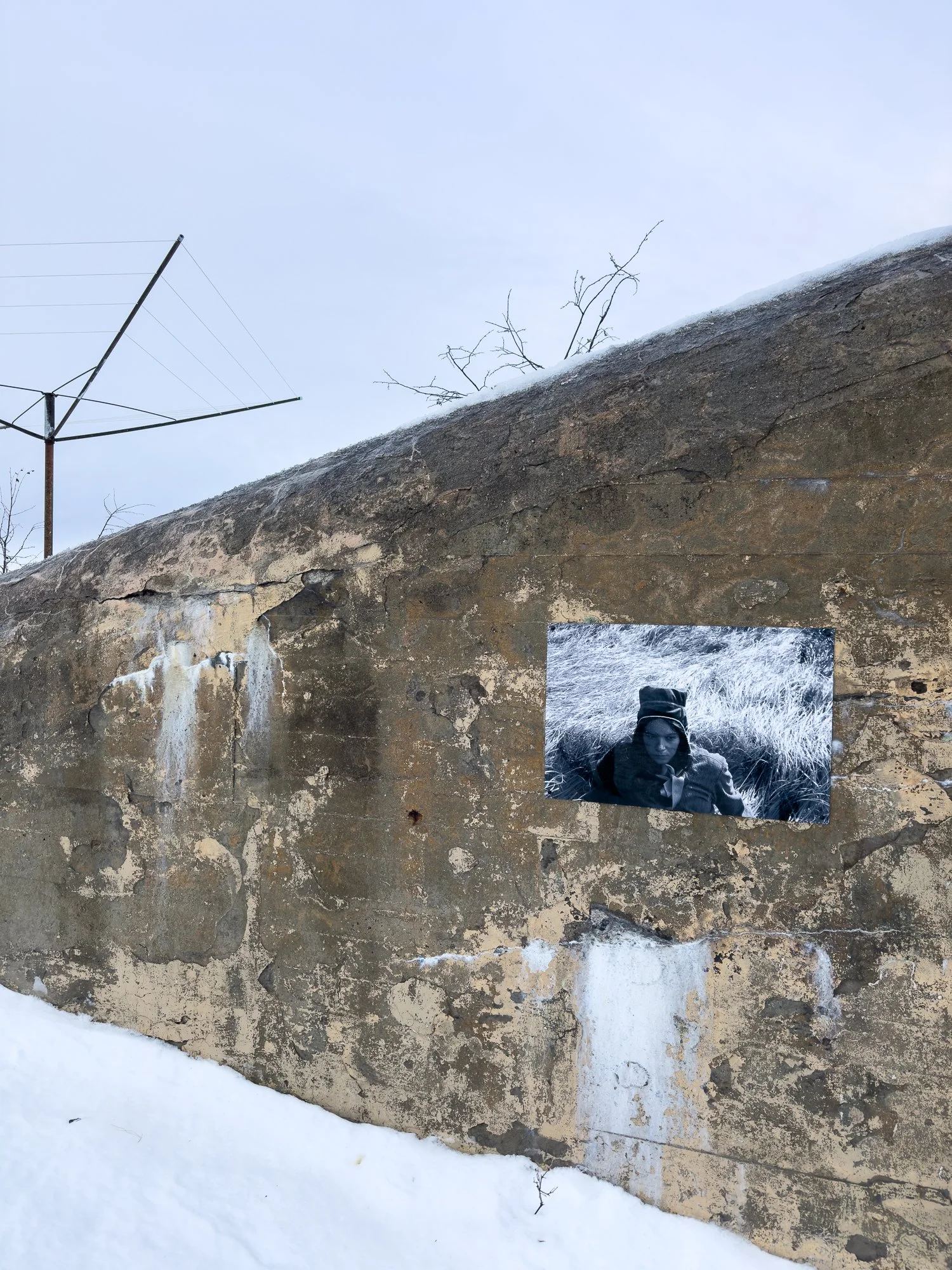  From  Emergency Weather  (2024–) by Lada Suomenrinne. Barents Spektakel 2025. Photo: Hilde Sørstrøm 
