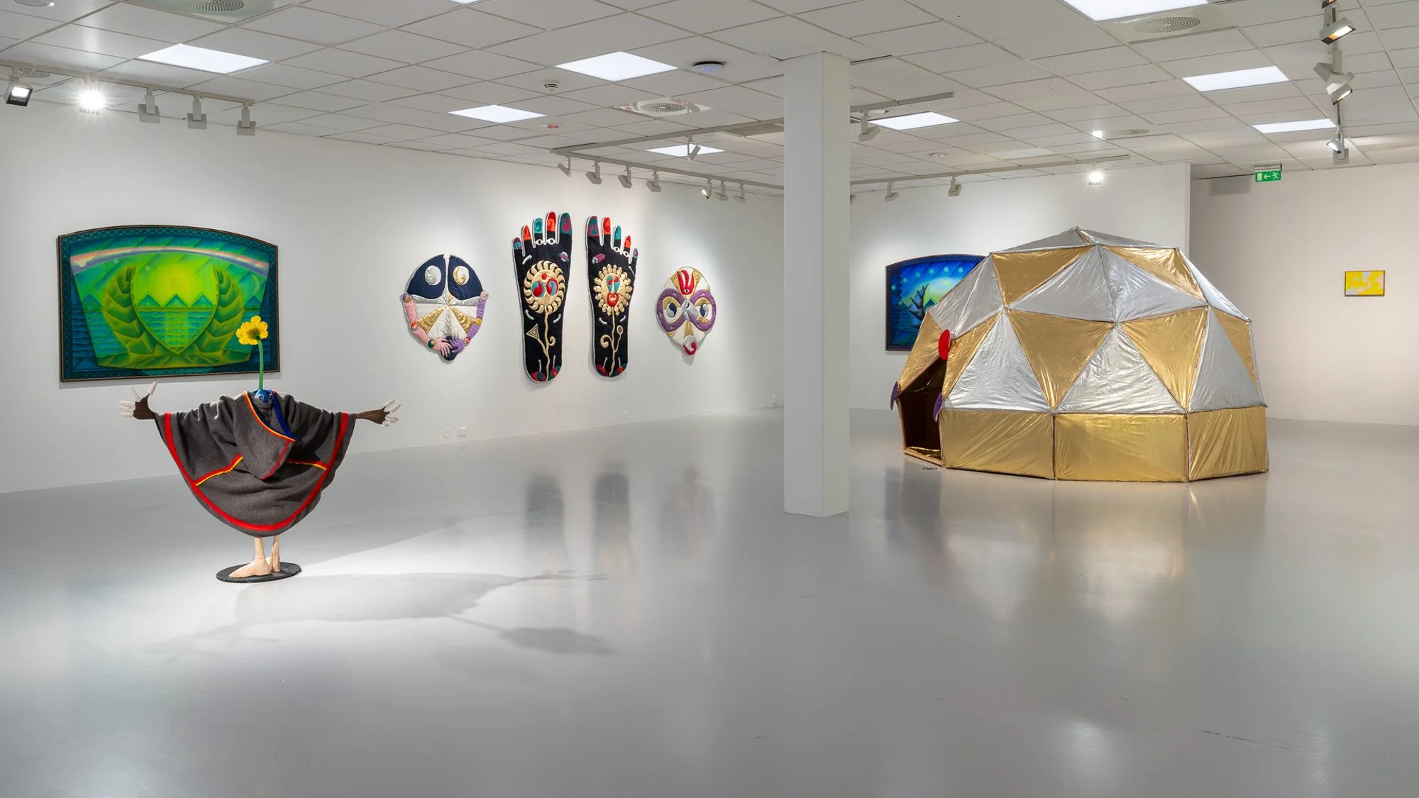 Mellom solsikker og smileys