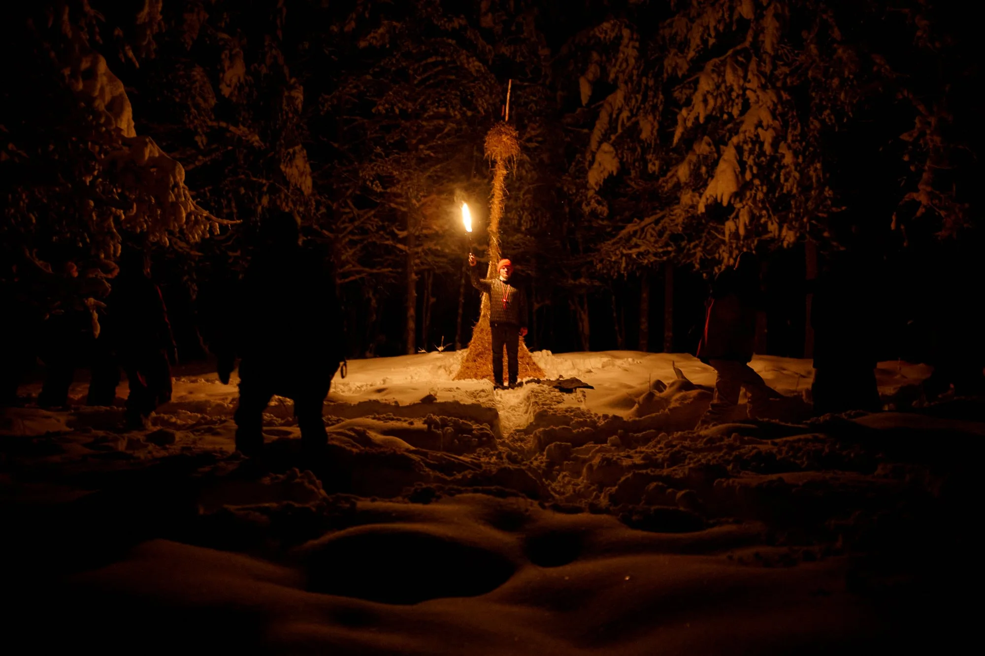  Vegard Krane med flammeshow. Foto: Aleksej Tsalko / Pikene på broen 