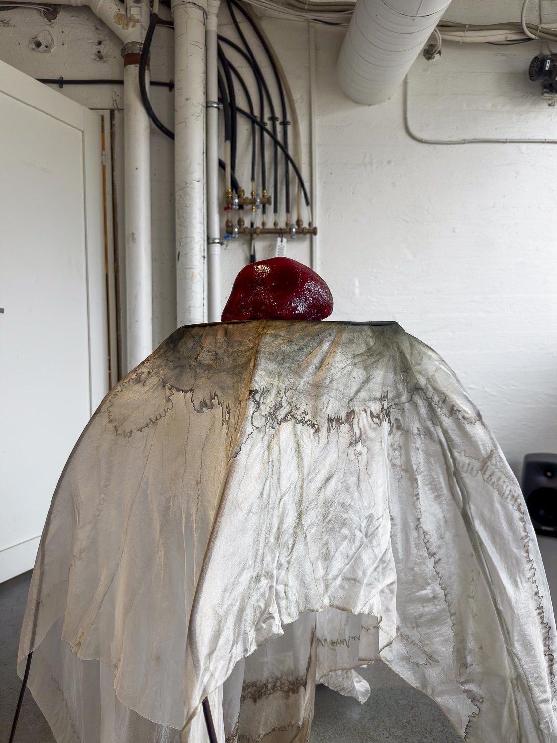  Detalj,  Ephyror.  Installasjon av Ylva Sahlström (MA). Foto: Hilde Sørstrøm / Hakapik 